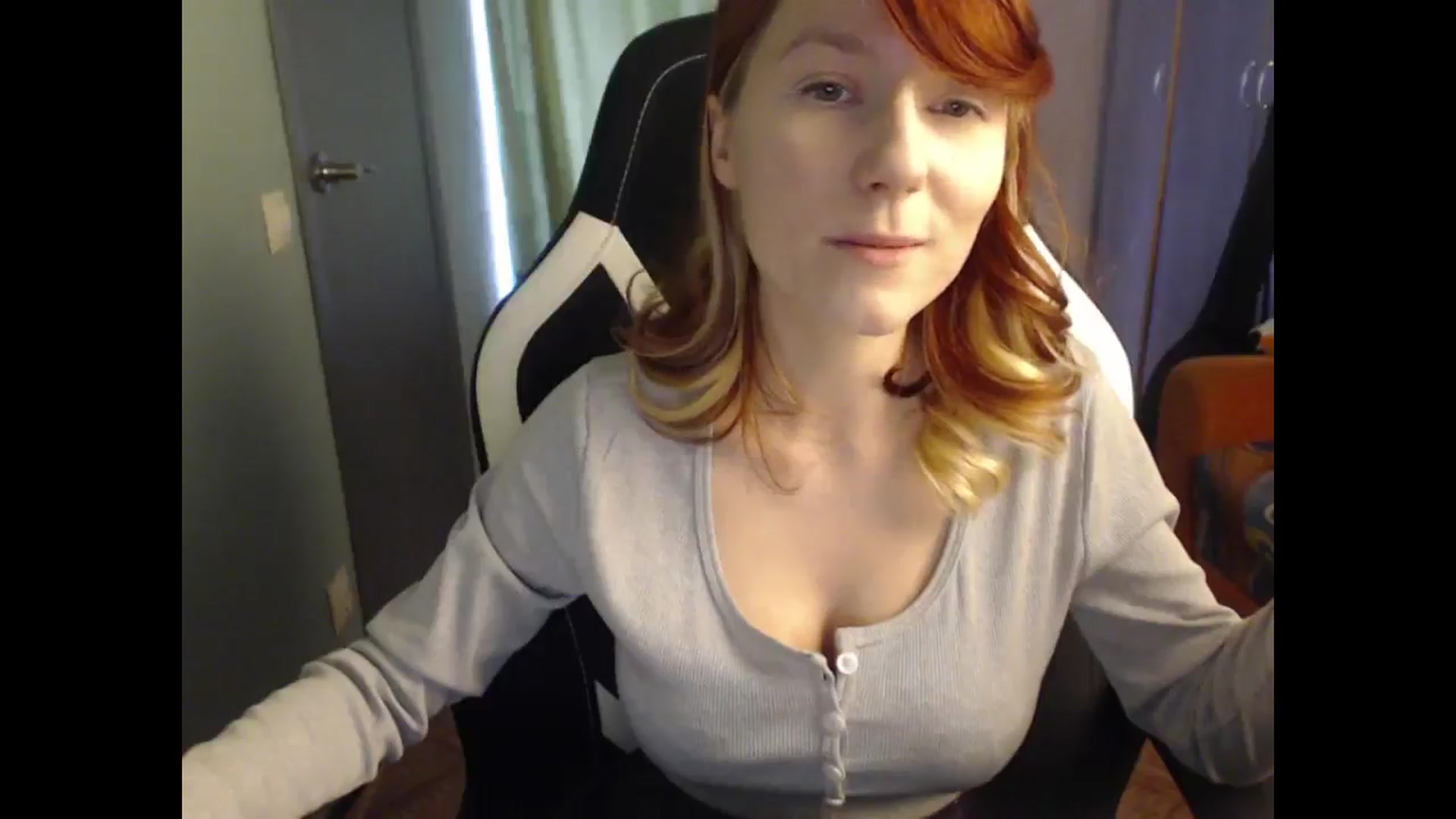 Gallery image thumbnail from NikiFoks18's myfreecams stream on, 04/27/2025, 09:02 image 20 of 20
