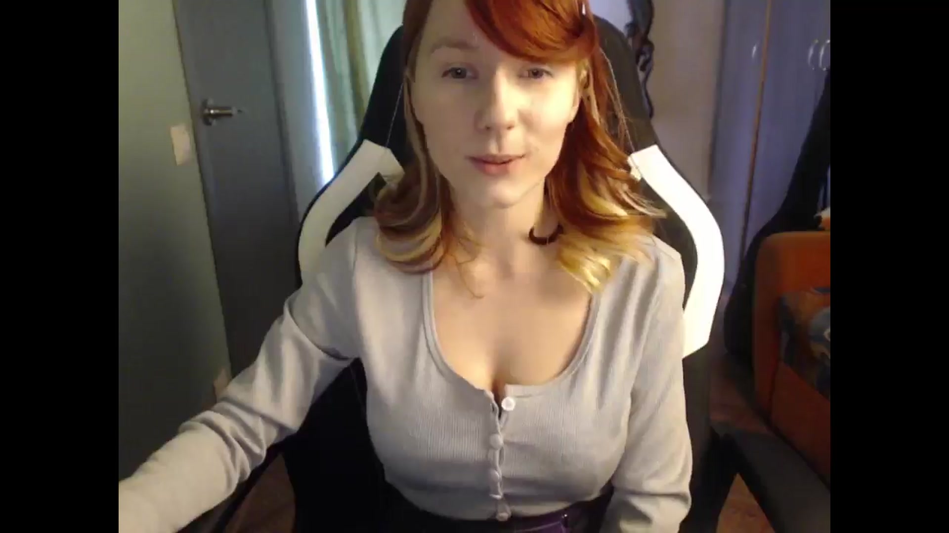 Gallery image thumbnail from NikiFoks18's myfreecams stream on, 04/27/2025, 09:02 image 19 of 20