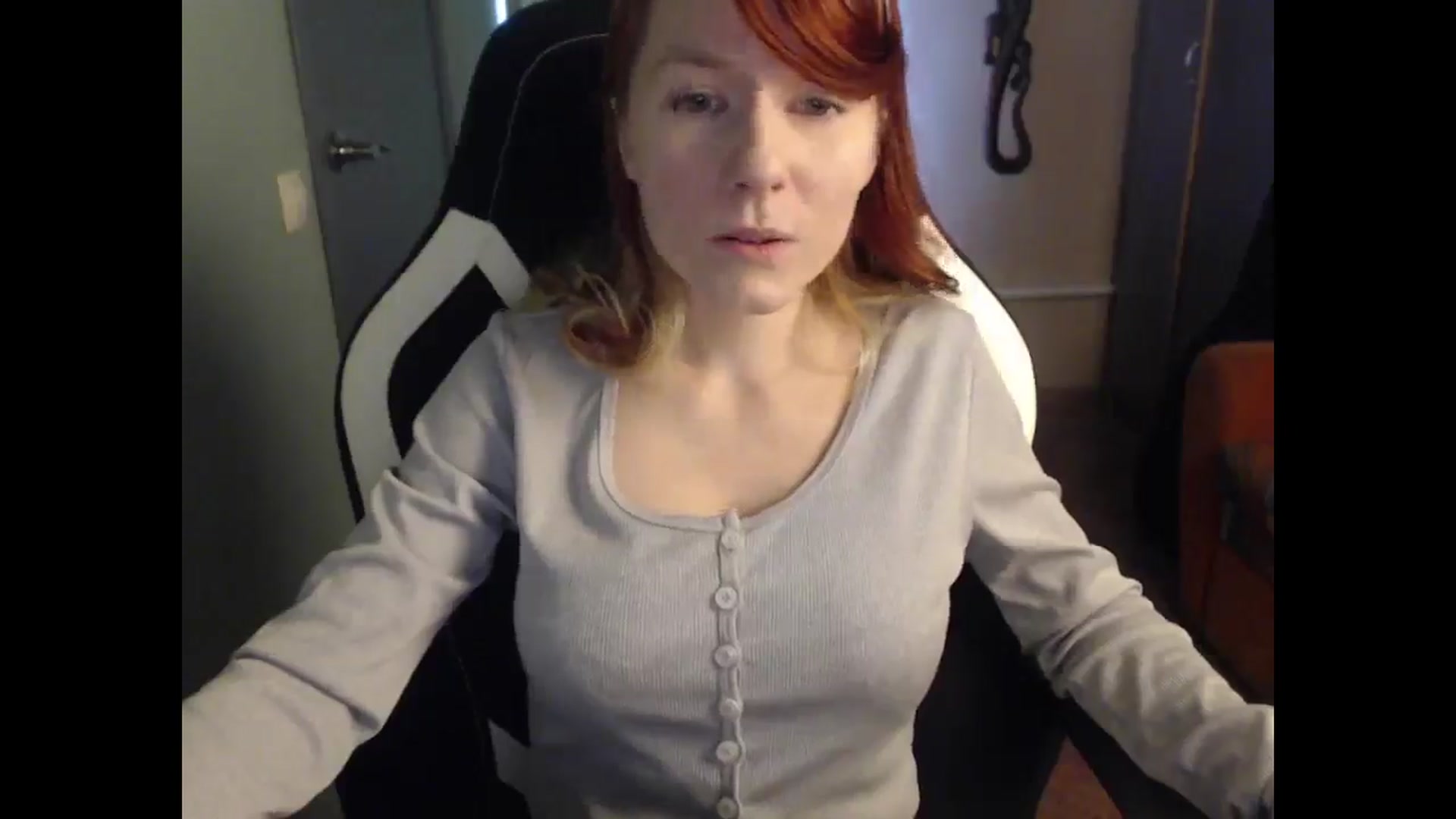 Gallery image thumbnail from NikiFoks18's myfreecams stream on, 04/28/2025, 07:22 image 20 of 20