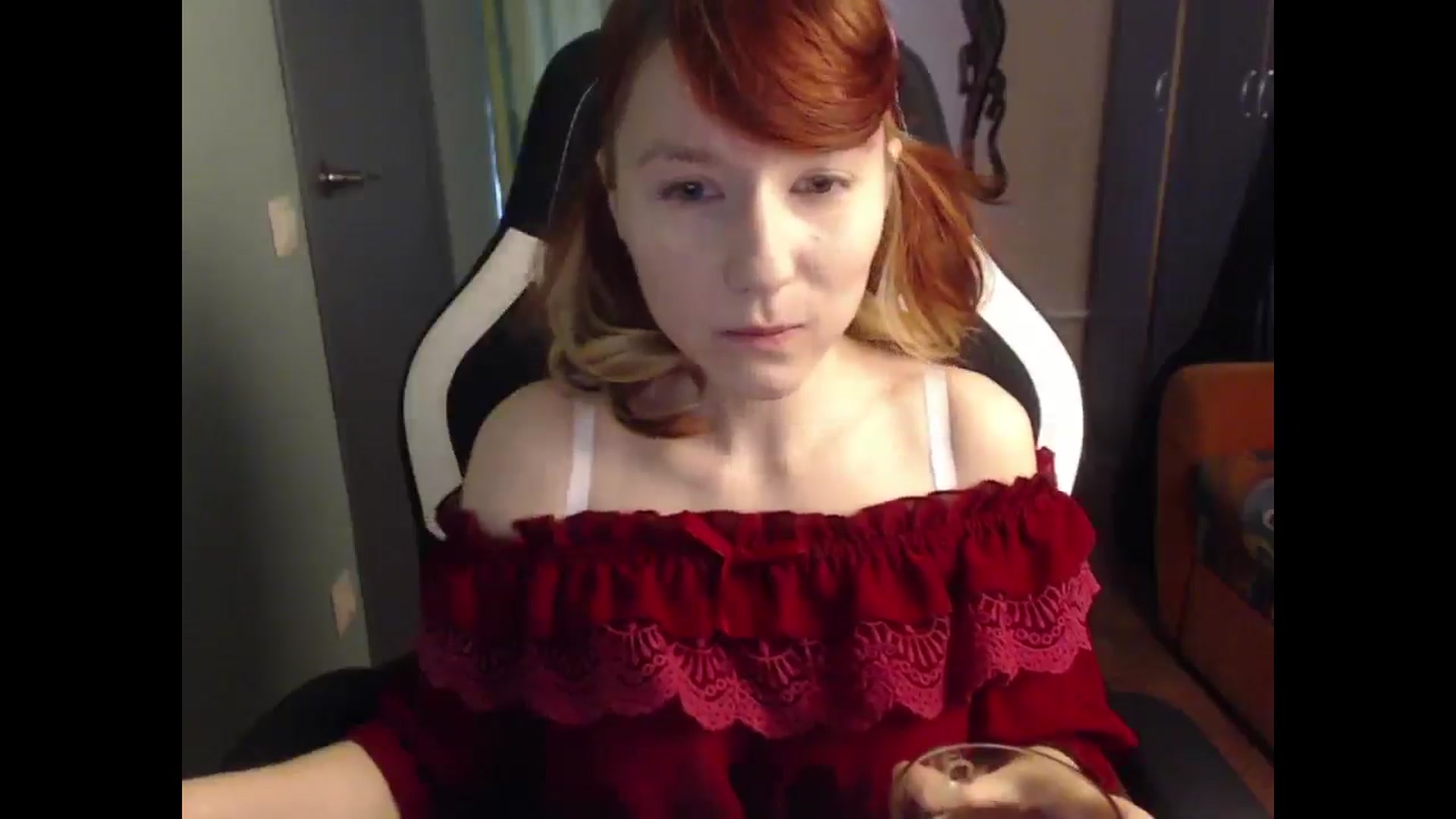 Gallery image thumbnail from NikiFoks18's myfreecams stream on, 04/30/2025, 07:59 image 6 of 20
