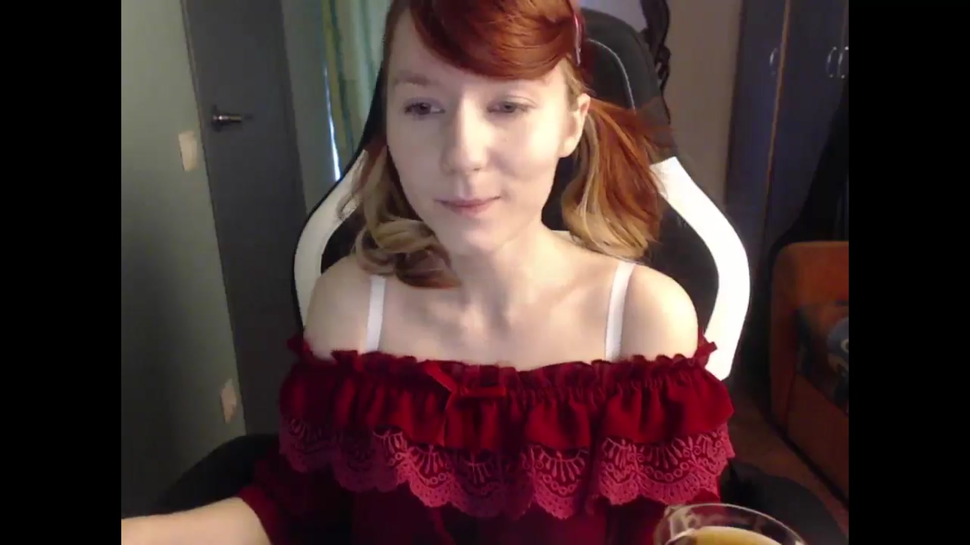Gallery image thumbnail from NikiFoks18's myfreecams stream on, 04/30/2025, 07:59 image 2 of 20
