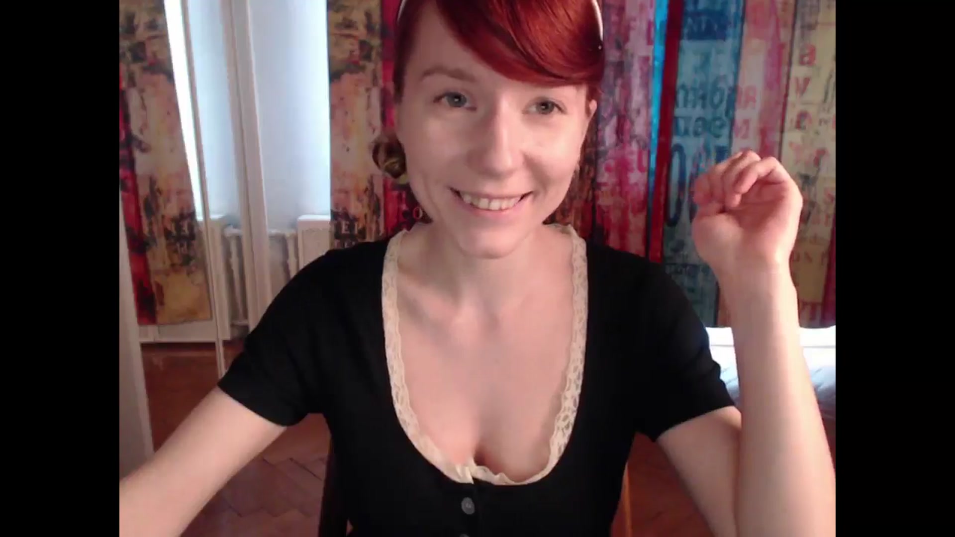 Gallery image thumbnail from NikiFoks18's myfreecams stream on, 06/07/2025, 09:47 image 11 of 20