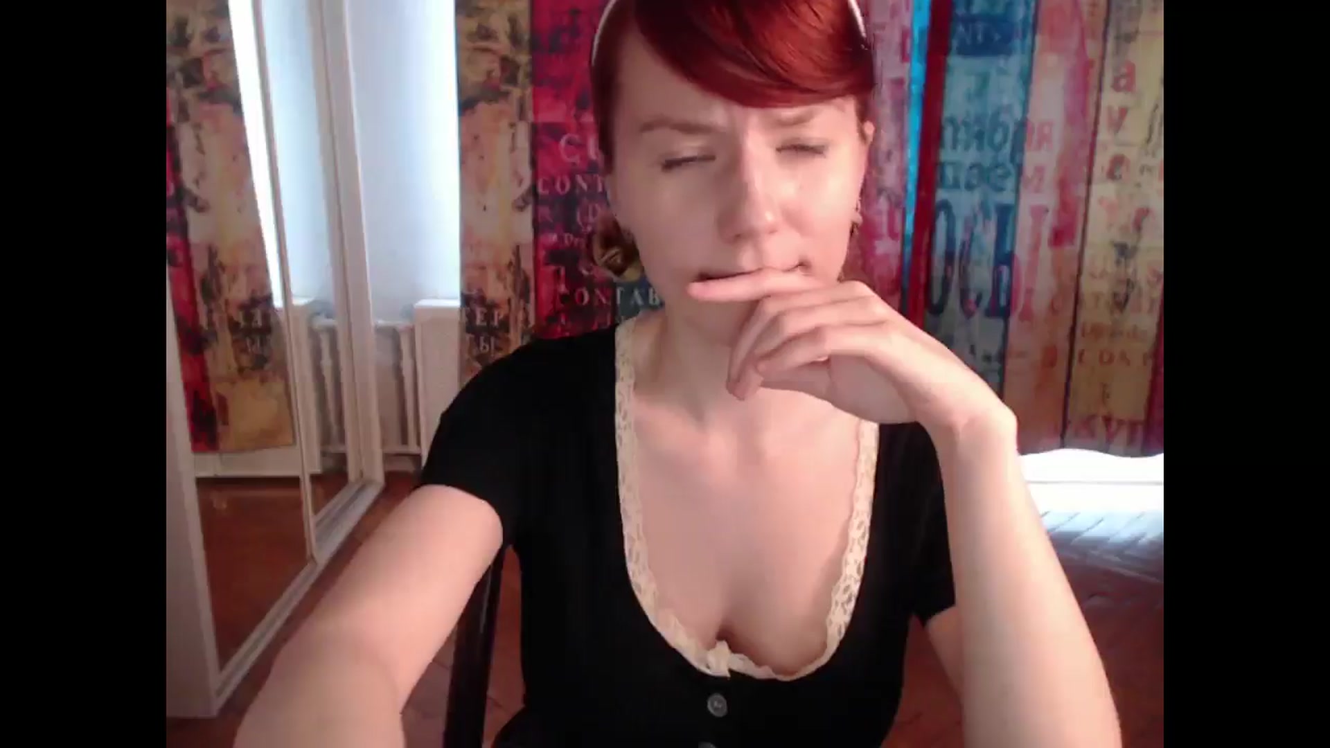 Gallery image thumbnail from NikiFoks18's myfreecams stream on, 06/07/2025, 09:47 image 18 of 20