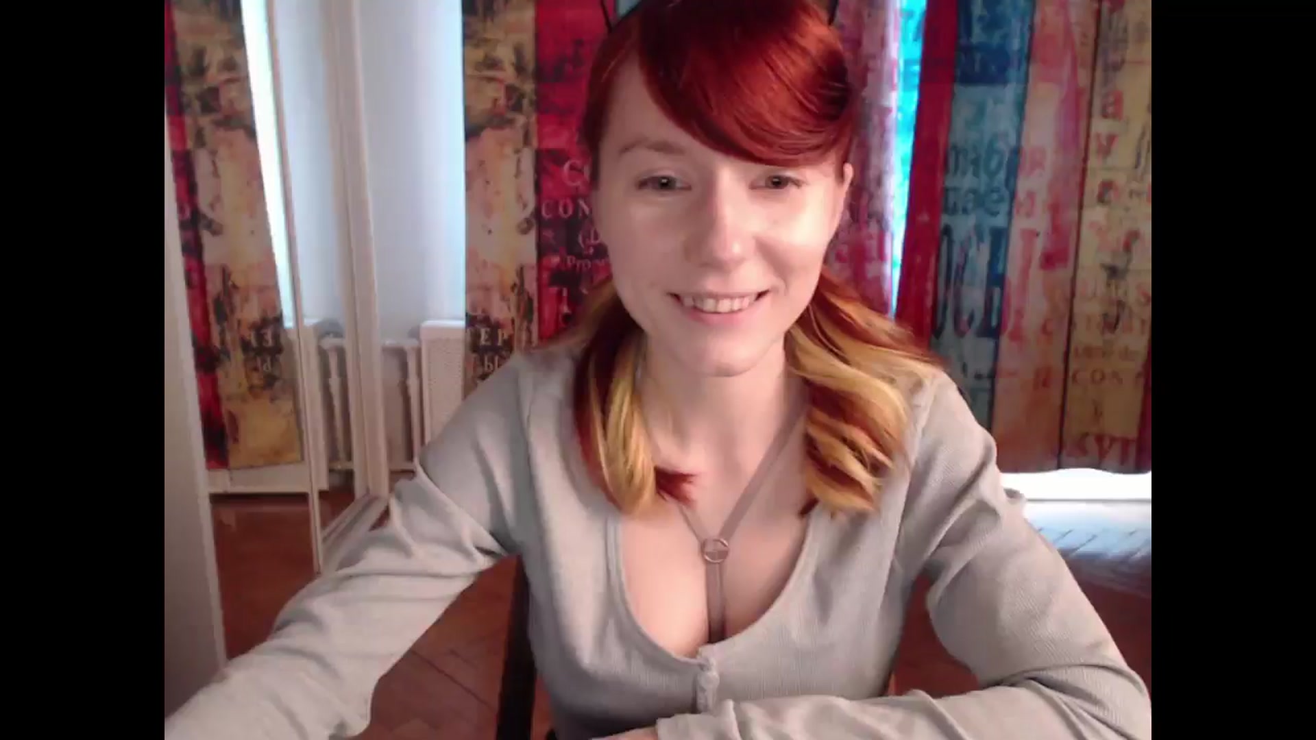 Gallery image thumbnail from NikiFoks18's myfreecams stream on, 06/08/2025, 07:53 image 18 of 20