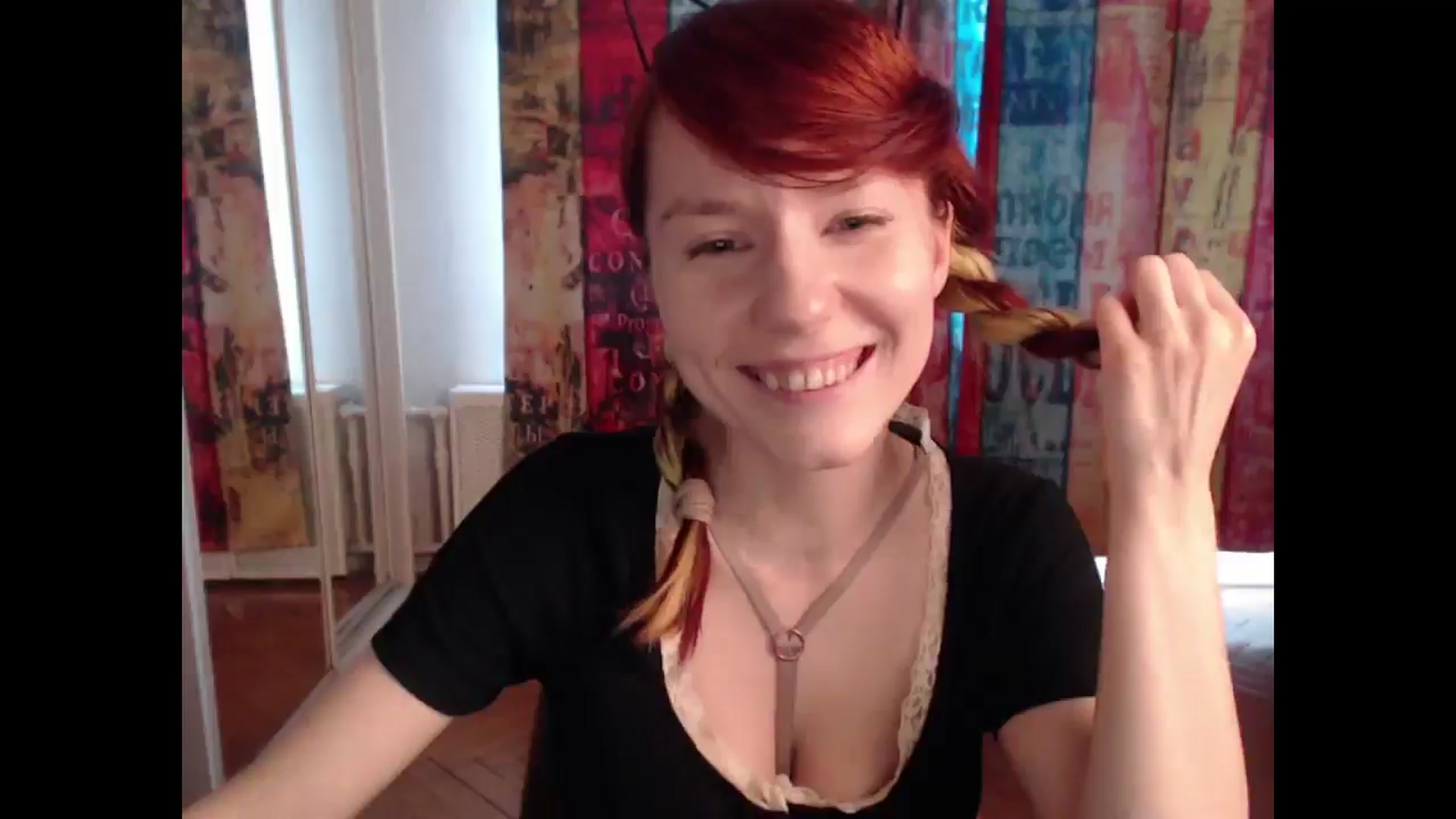 Gallery image thumbnail from NikiFoks18's myfreecams stream on, 06/09/2025, 06:32 image 16 of 20