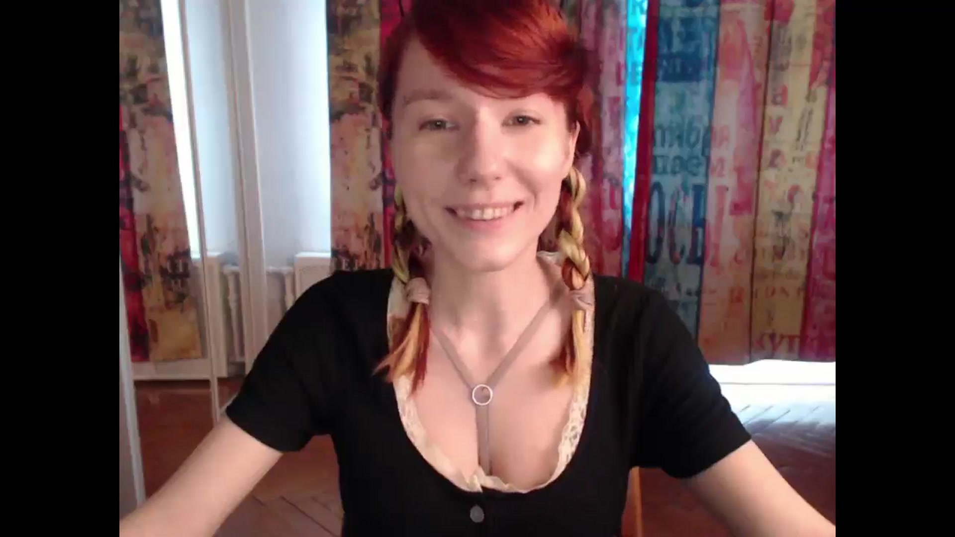 Gallery image thumbnail from NikiFoks18's myfreecams stream on, 06/09/2025, 06:32 image 12 of 20