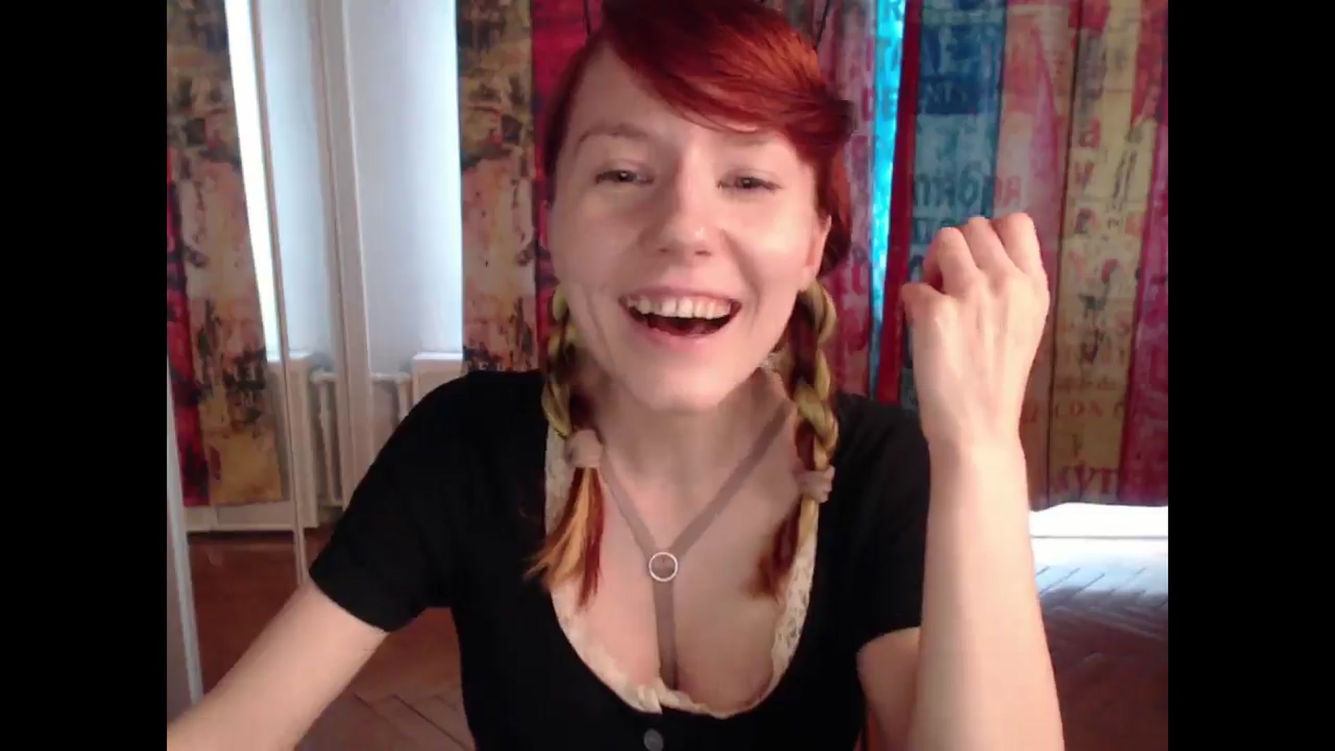 Gallery image thumbnail from NikiFoks18's myfreecams stream on, 06/09/2025, 06:32 image 17 of 20