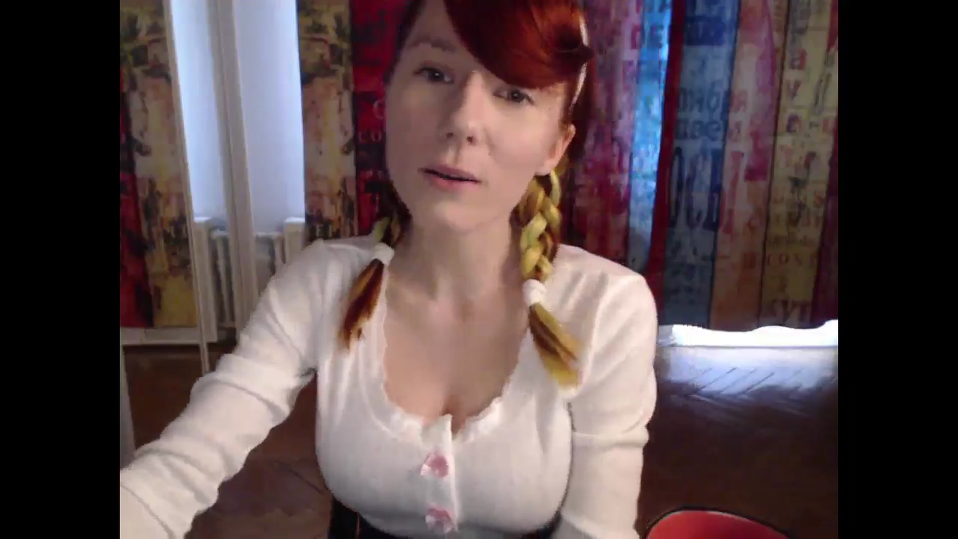 Gallery image thumbnail from NikiFoks18's myfreecams stream on, 06/10/2025, 12:51 image 14 of 20