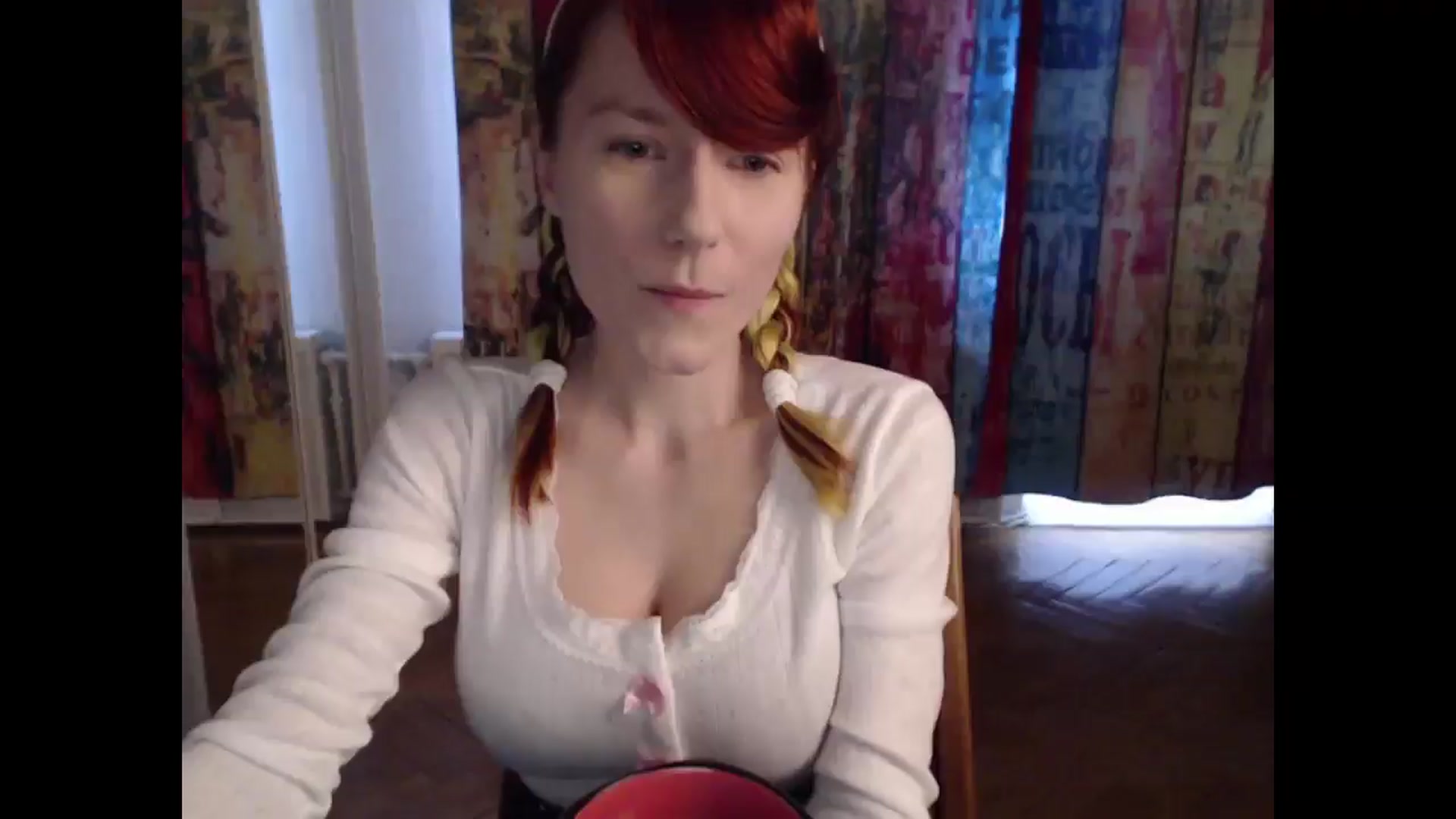 Gallery image thumbnail from NikiFoks18's myfreecams stream on, 06/10/2025, 12:51 image 9 of 20