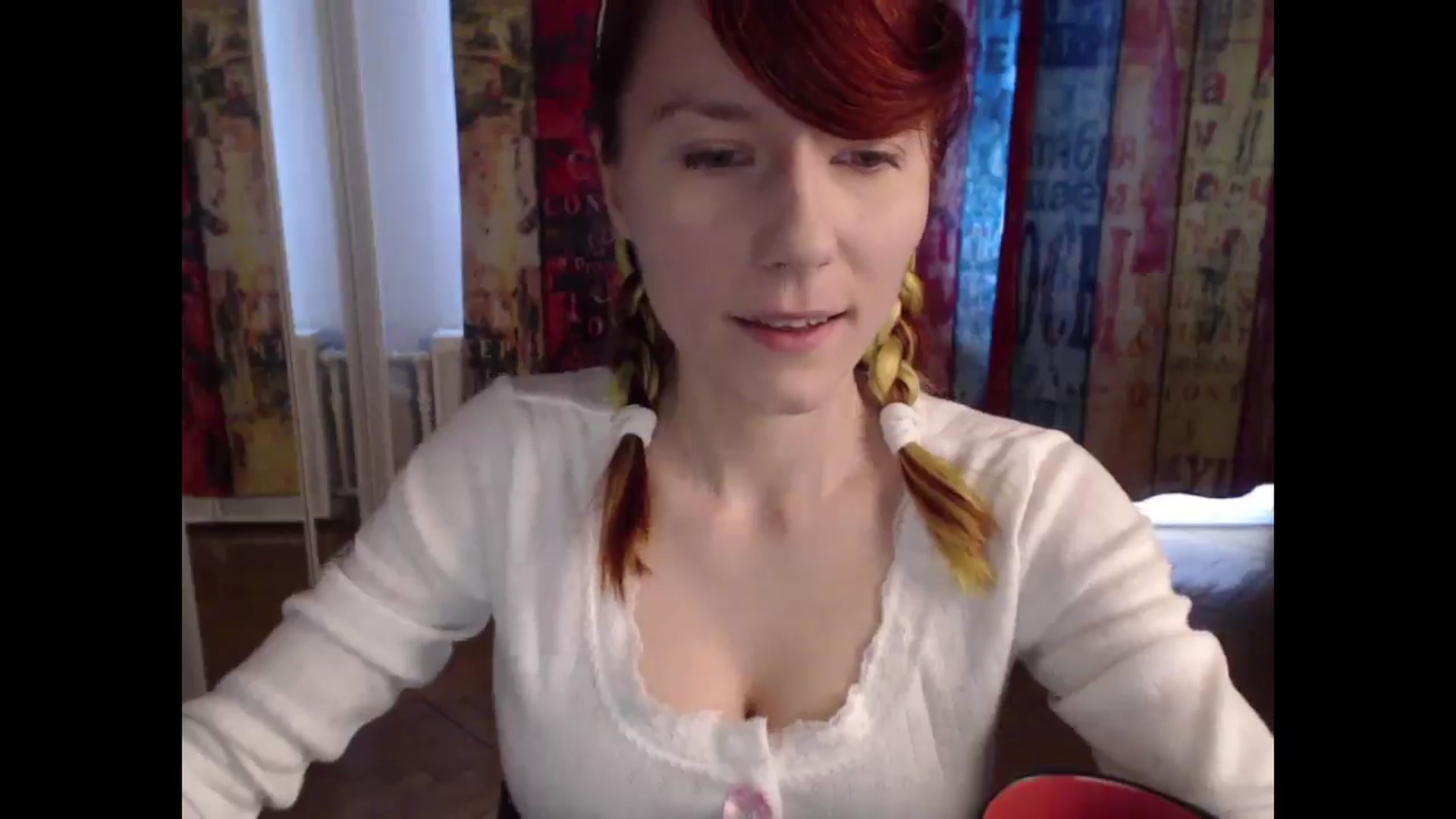 Gallery image thumbnail from NikiFoks18's myfreecams stream on, 06/10/2025, 12:51 image 13 of 20