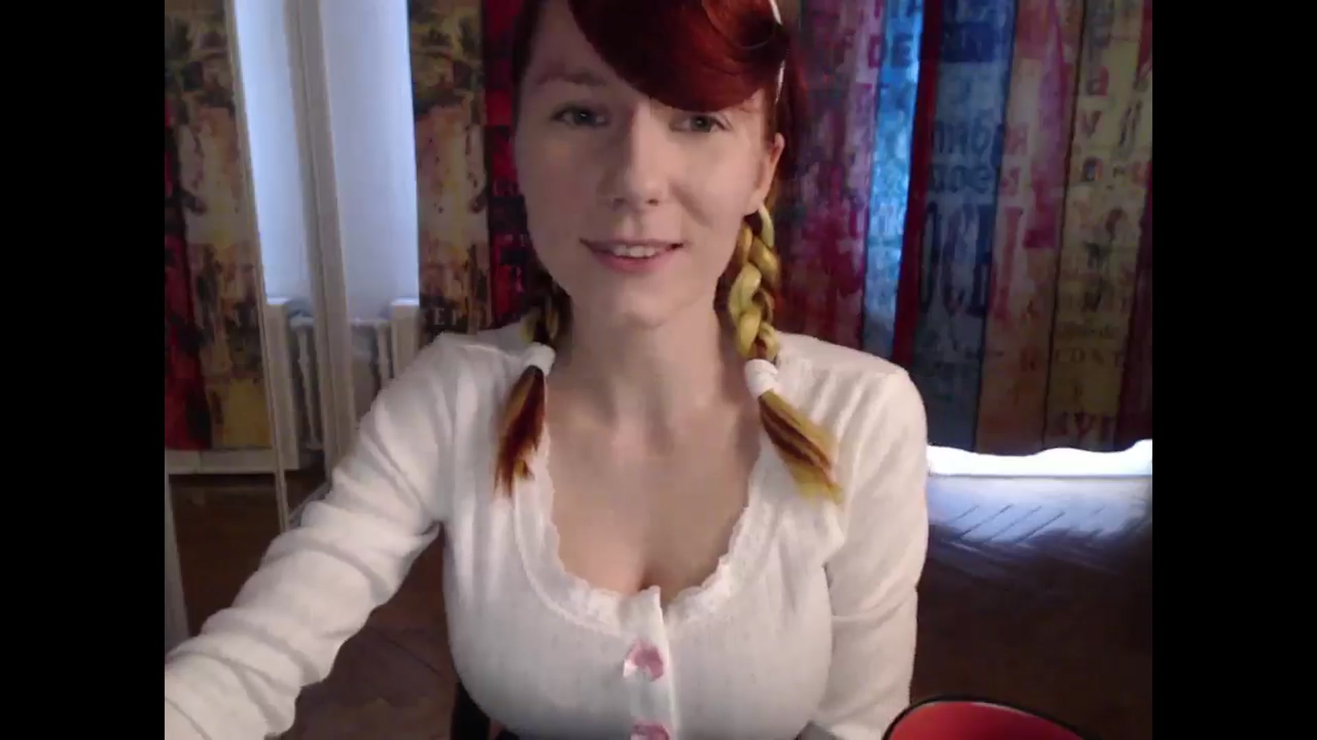 Gallery image thumbnail from NikiFoks18's myfreecams stream on, 06/10/2025, 12:51 image 15 of 20