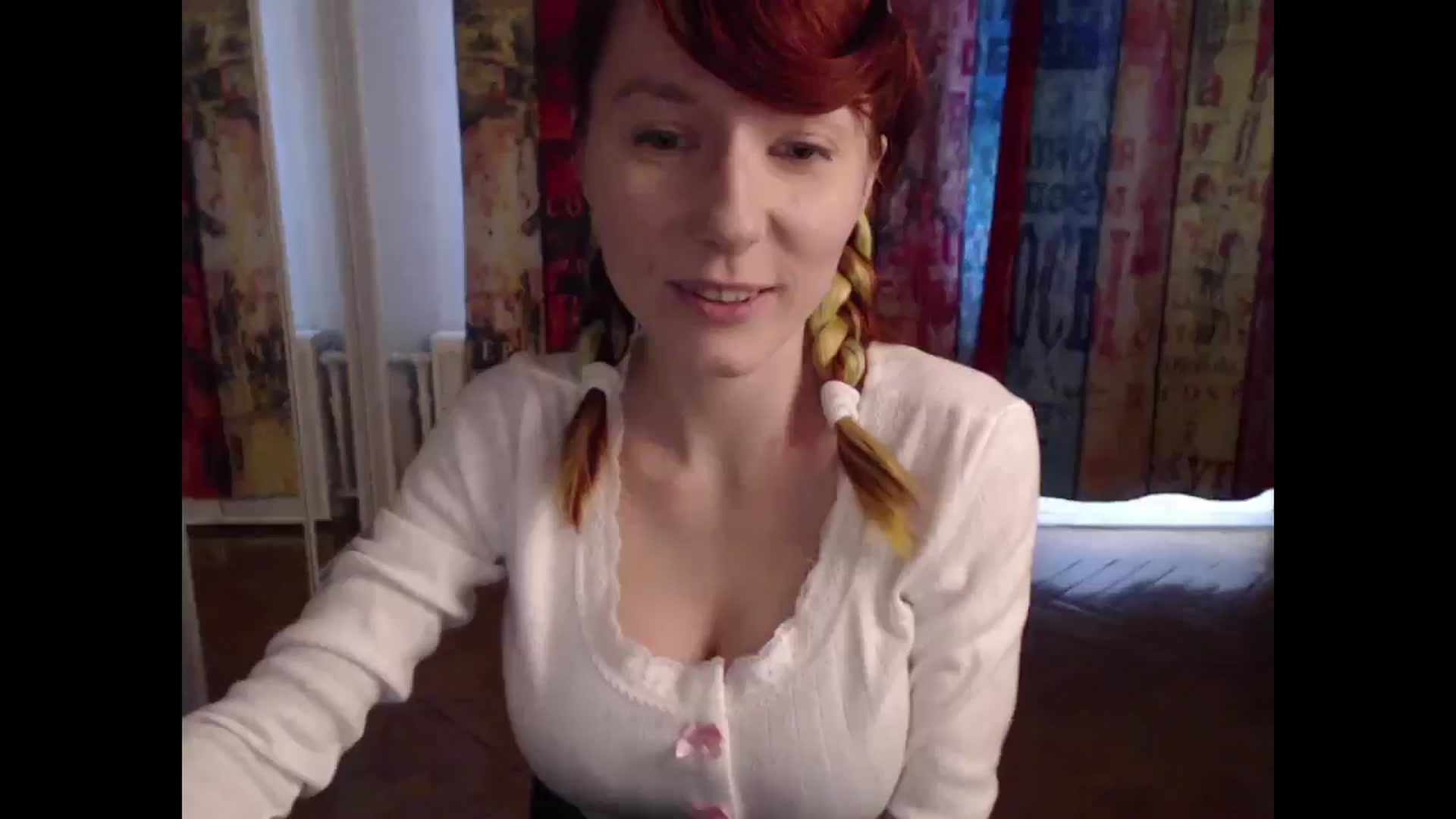 Gallery image thumbnail from NikiFoks18's myfreecams stream on, 06/10/2025, 15:15 image 13 of 20