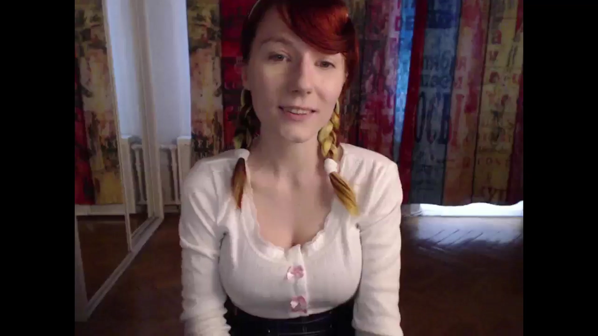 Gallery image thumbnail from NikiFoks18's myfreecams stream on, 06/10/2025, 15:15 image 18 of 20