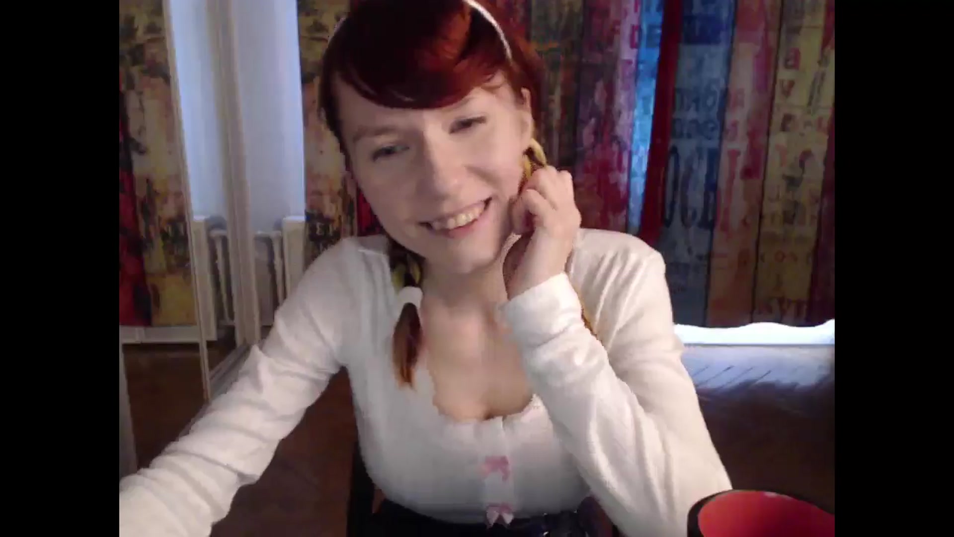 Gallery image thumbnail from NikiFoks18's myfreecams stream on, 06/10/2025, 15:15 image 7 of 20
