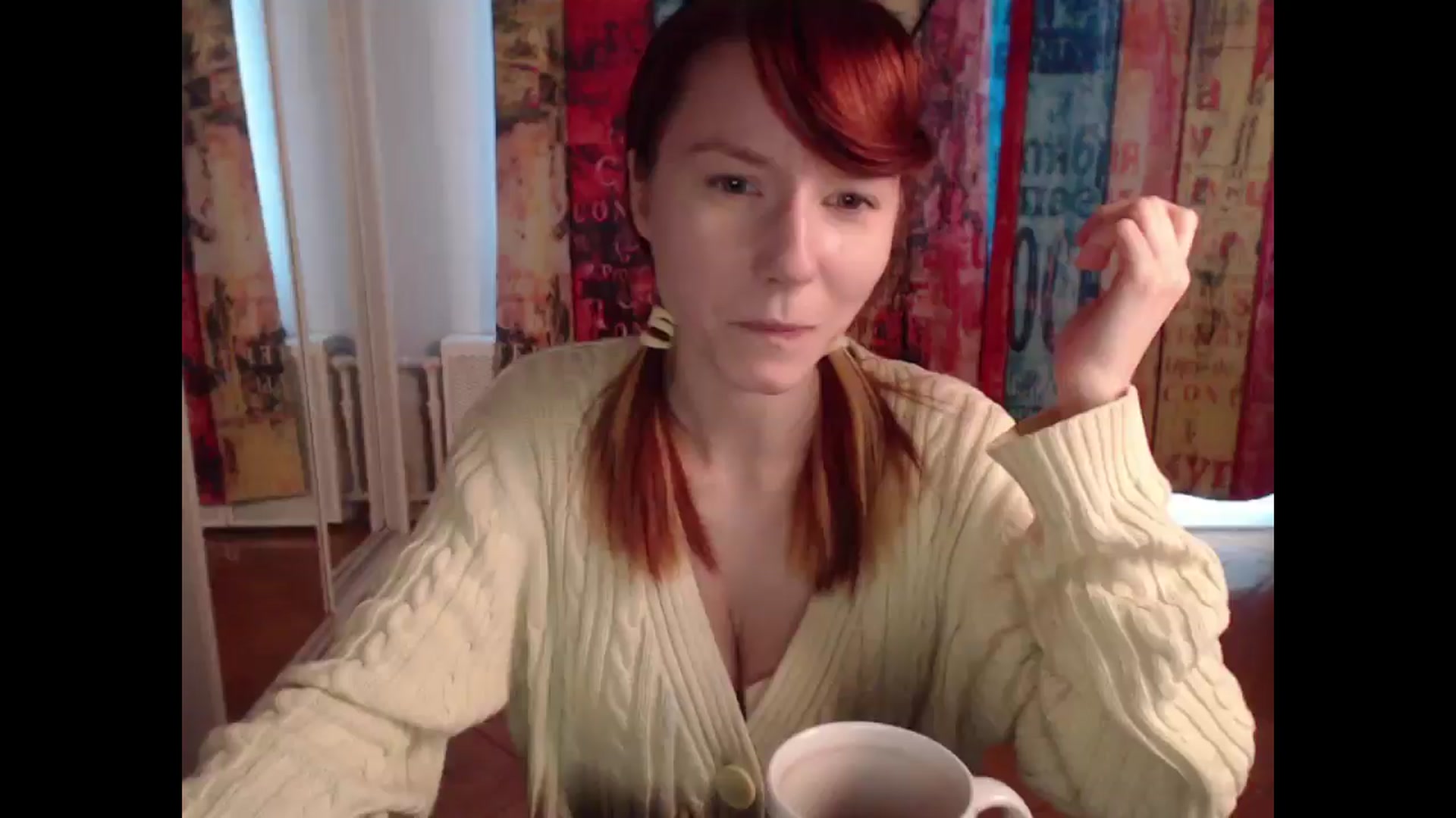 Gallery image thumbnail from NikiFoks18's myfreecams stream on, 06/19/2025, 10:43 image 14 of 20