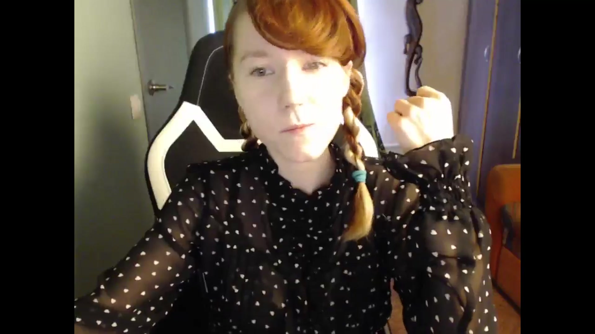 Gallery image thumbnail from NikiFoks18's myfreecams stream on, 09/28/2025, 09:24 image 14 of 20