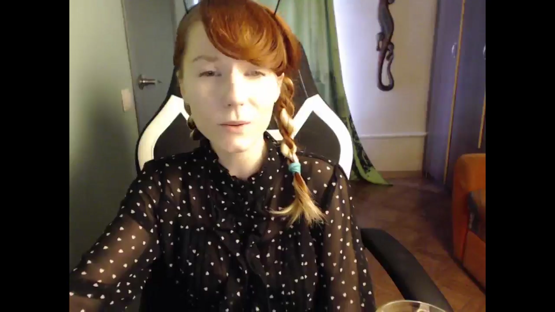 Gallery image thumbnail from NikiFoks18's myfreecams stream on, 09/28/2025, 09:24 image 20 of 20