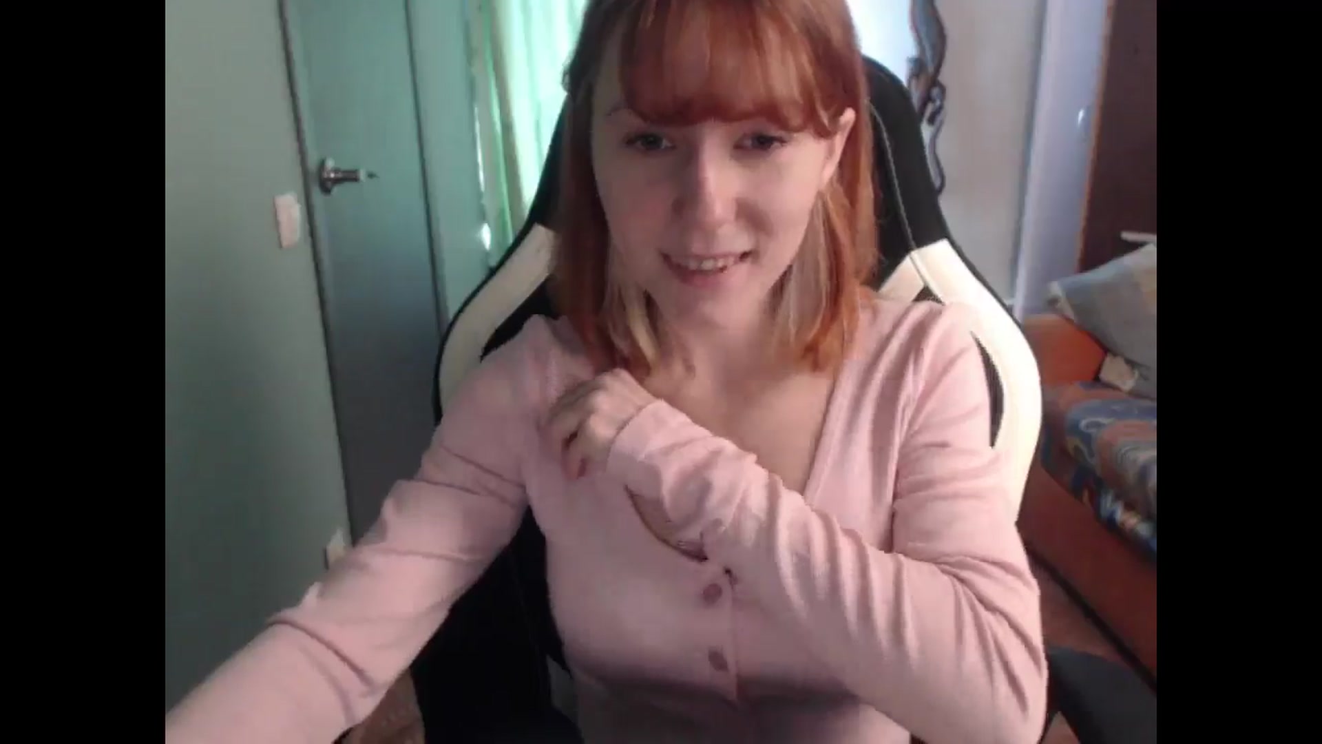 Gallery image thumbnail from NikiFoks18's myfreecams stream on, 03/11/2026, 06:58 image 8 of 20