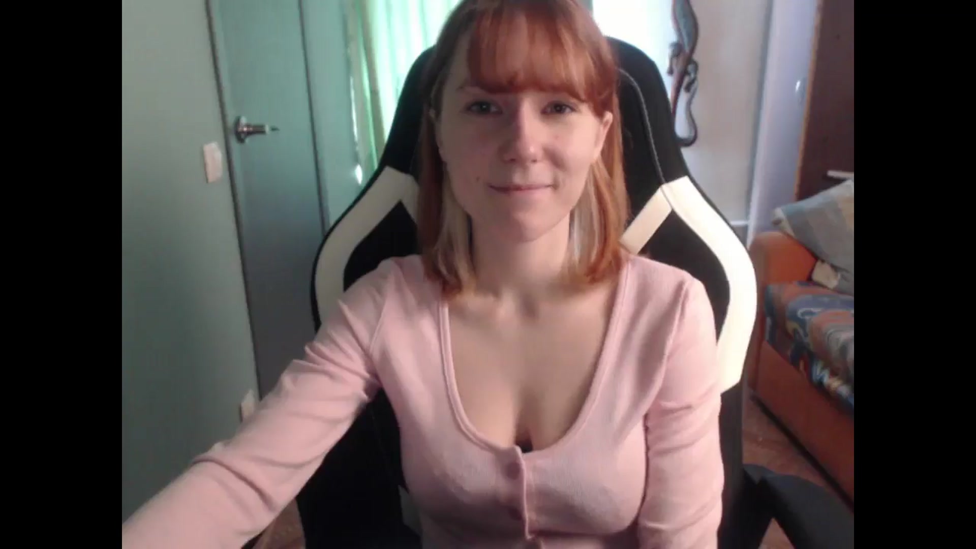 Gallery image thumbnail from NikiFoks18's myfreecams stream on, 03/11/2026, 06:58 image 4 of 20