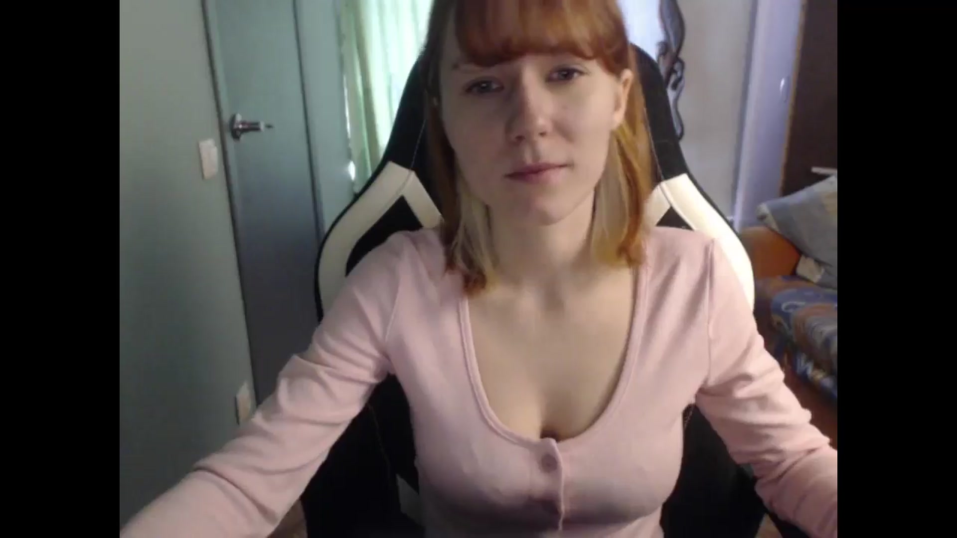 Gallery image thumbnail from NikiFoks18's myfreecams stream on, 03/11/2026, 06:58 image 9 of 20