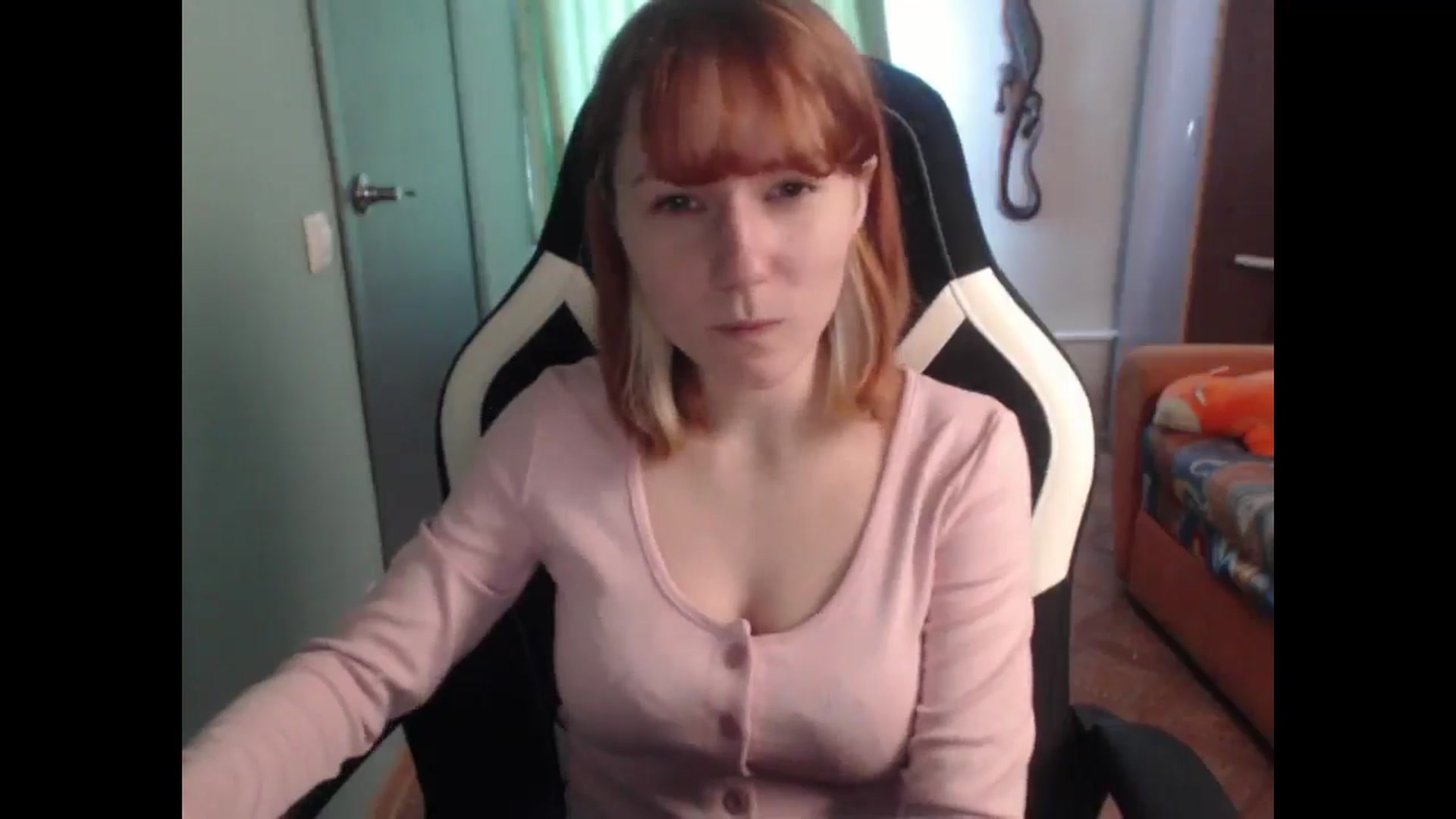 Gallery image thumbnail from NikiFoks18's myfreecams stream on, 03/11/2026, 07:36 image 3 of 20