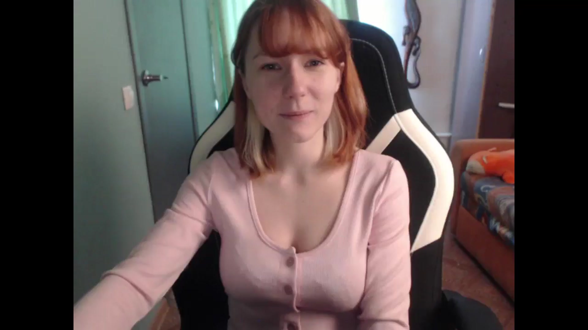 Gallery image thumbnail from NikiFoks18's myfreecams stream on, 03/11/2026, 07:36 image 1 of 20