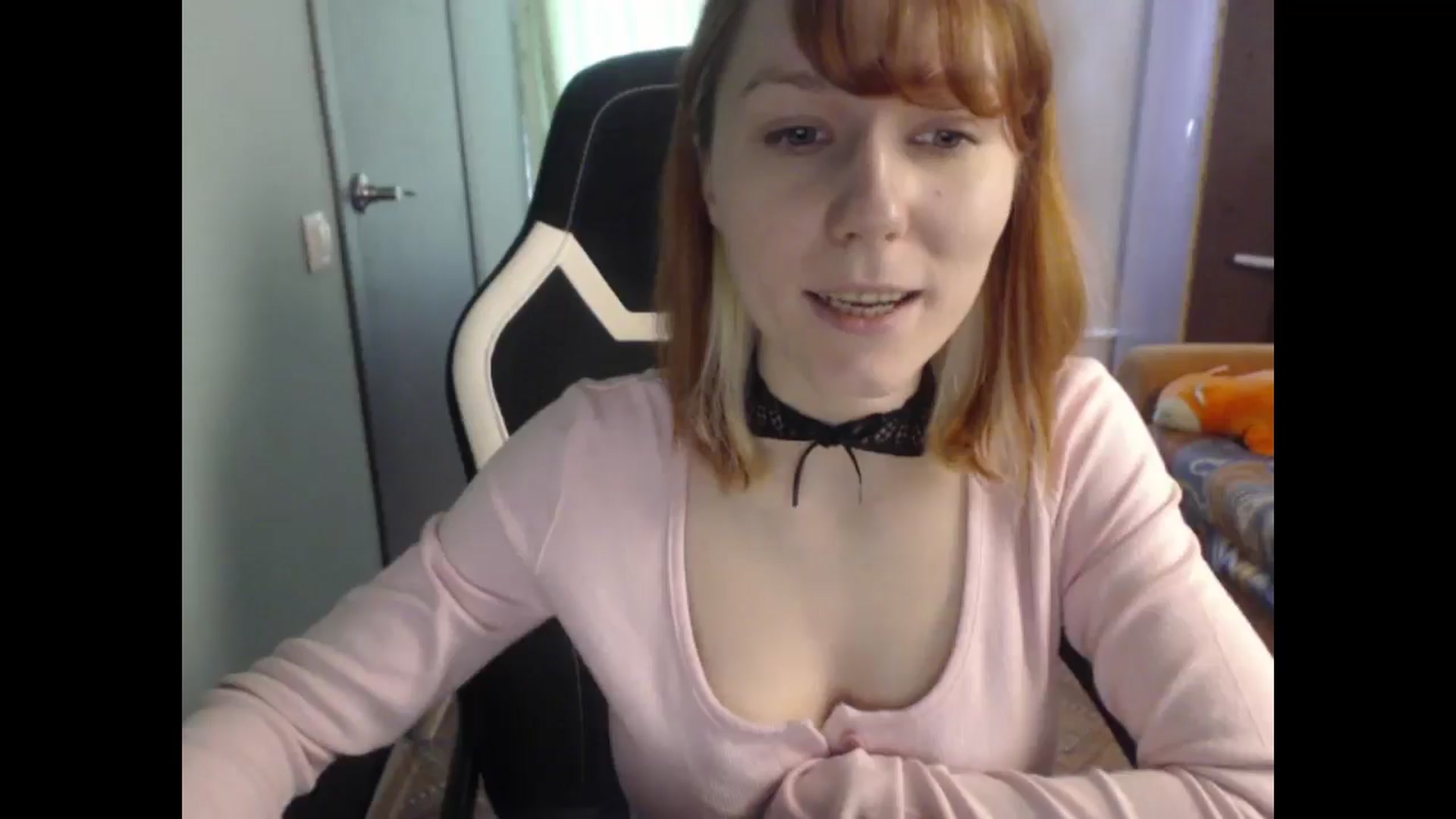 Gallery image thumbnail from NikiFoks18's myfreecams stream on, 03/11/2026, 08:34 image 18 of 20