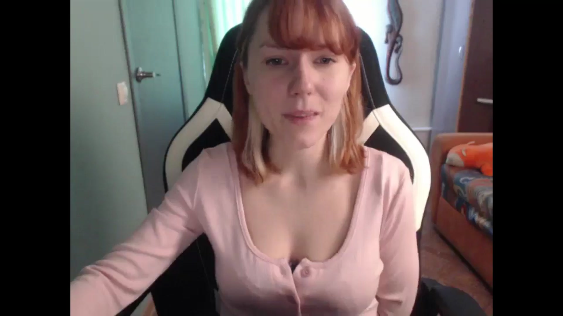 Gallery image thumbnail from NikiFoks18's myfreecams stream on, 03/11/2026, 08:34 image 7 of 20