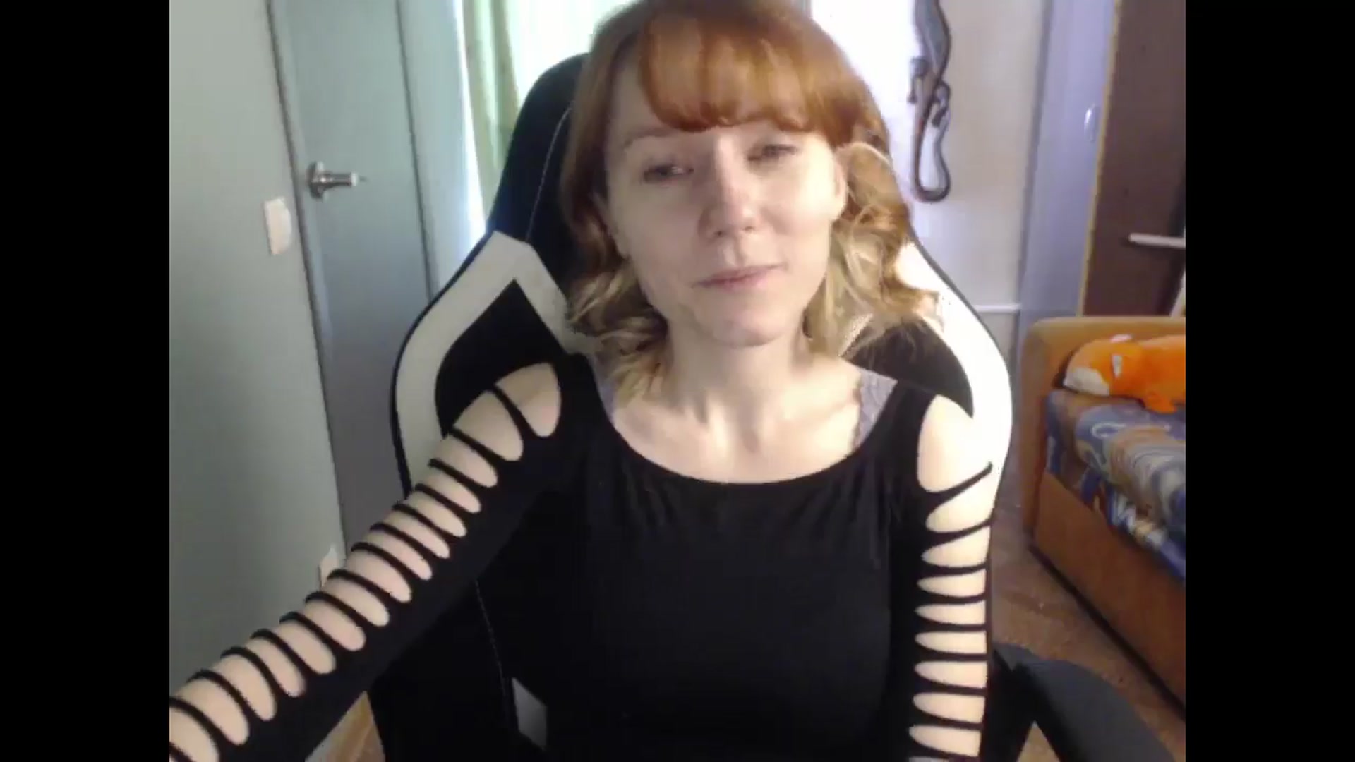 Gallery image thumbnail from NikiFoks18's myfreecams stream on, 03/12/2026, 07:22 image 16 of 20