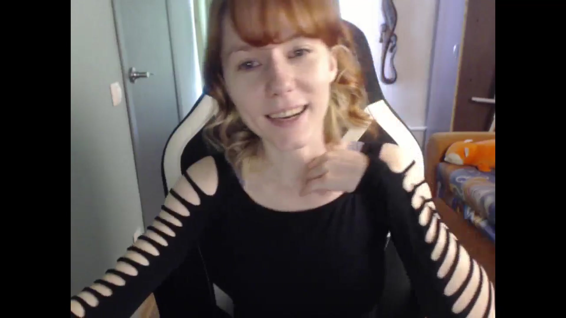 Gallery image thumbnail from NikiFoks18's myfreecams stream on, 03/12/2026, 07:22 image 6 of 20