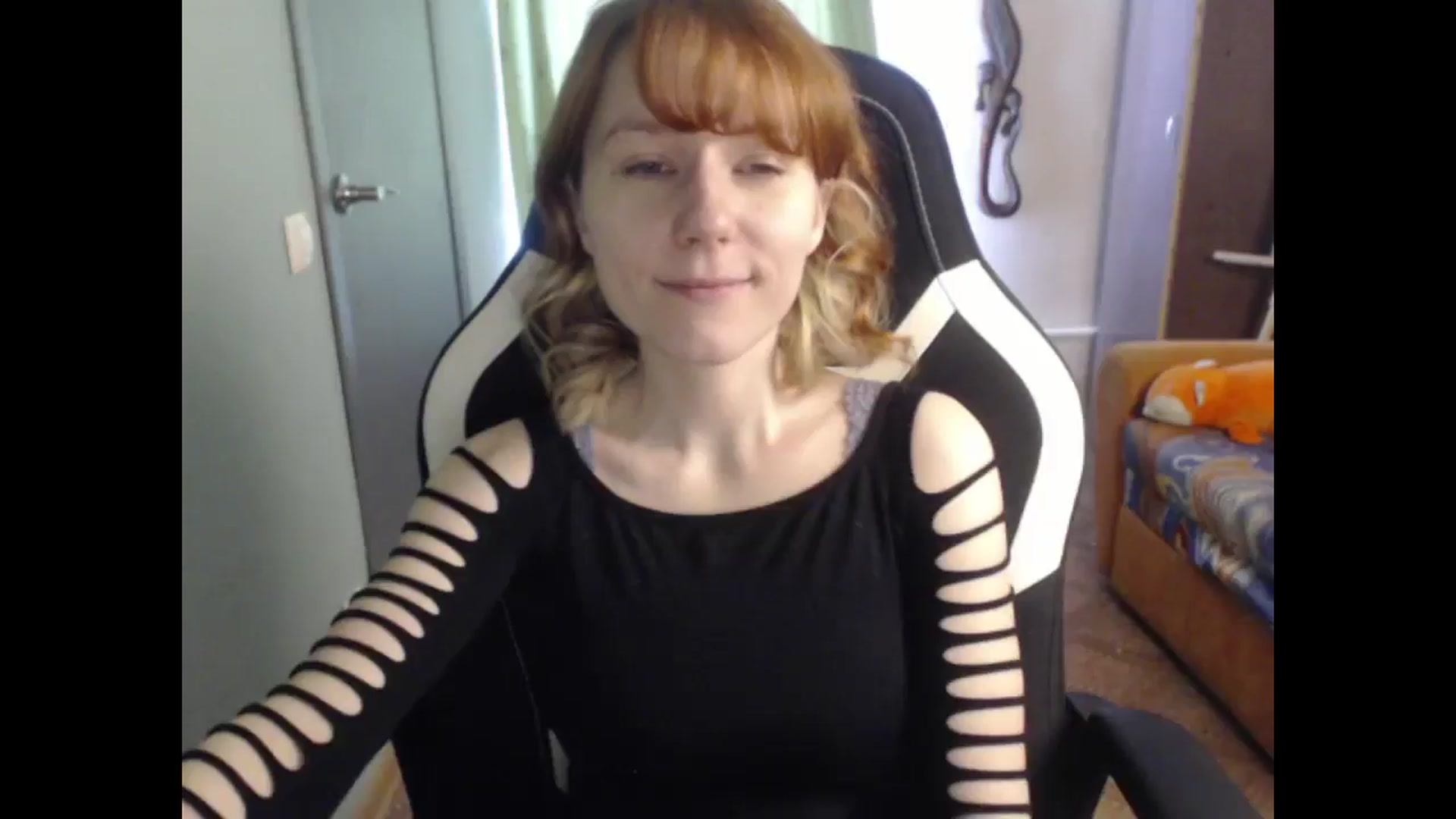 Gallery image thumbnail from NikiFoks18's myfreecams stream on, 03/12/2026, 07:22 image 18 of 20