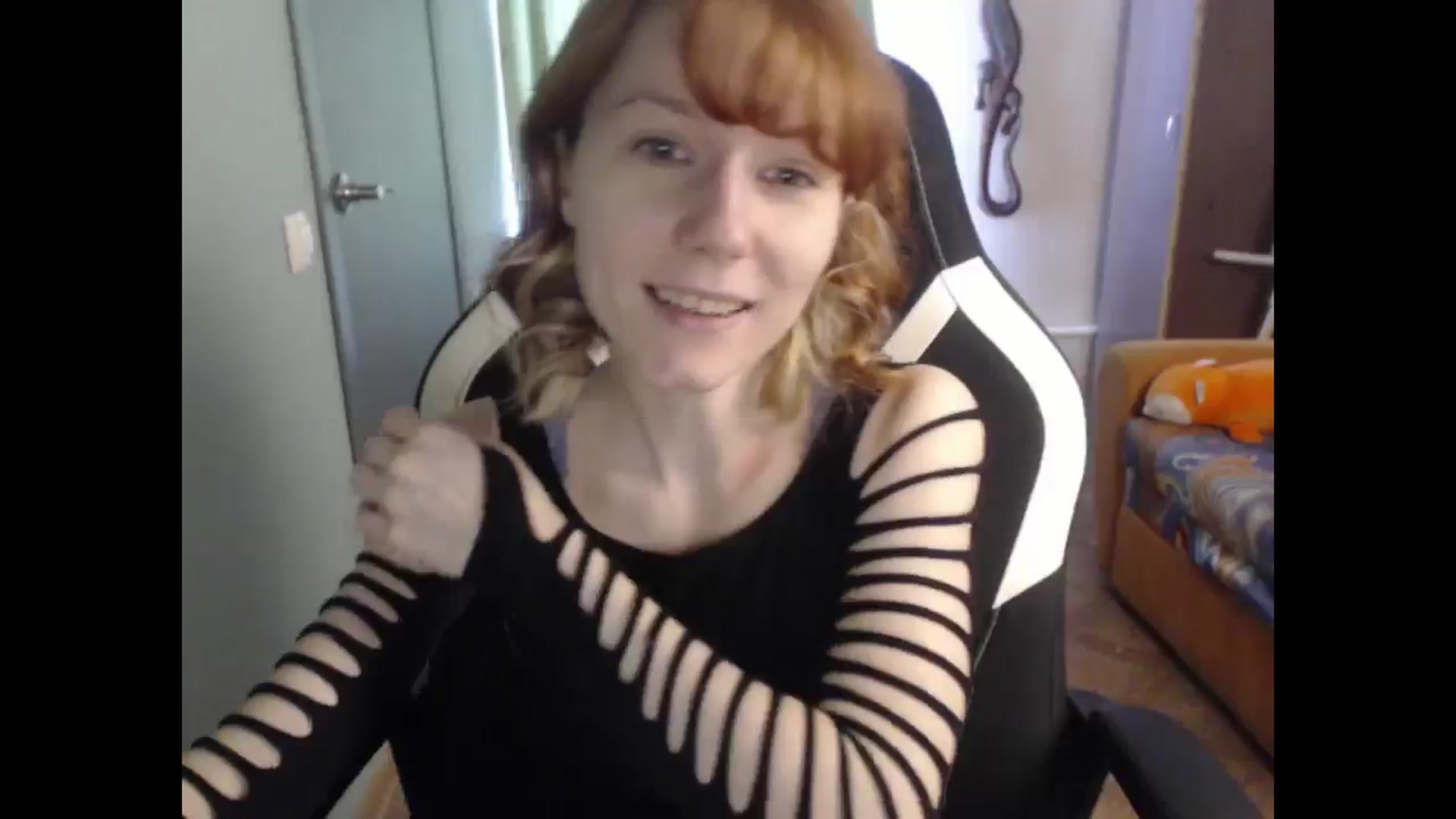 Gallery image thumbnail from NikiFoks18's myfreecams stream on, 03/12/2026, 07:22 image 9 of 20