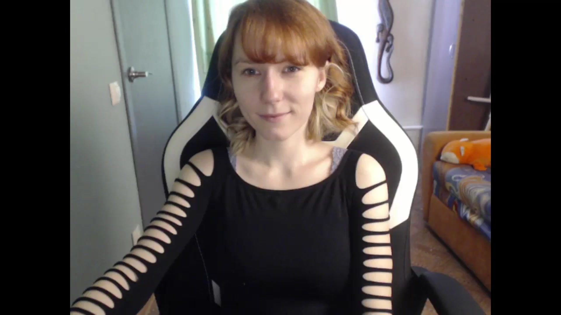 Gallery image thumbnail from NikiFoks18's myfreecams stream on, 03/12/2026, 07:22 image 20 of 20