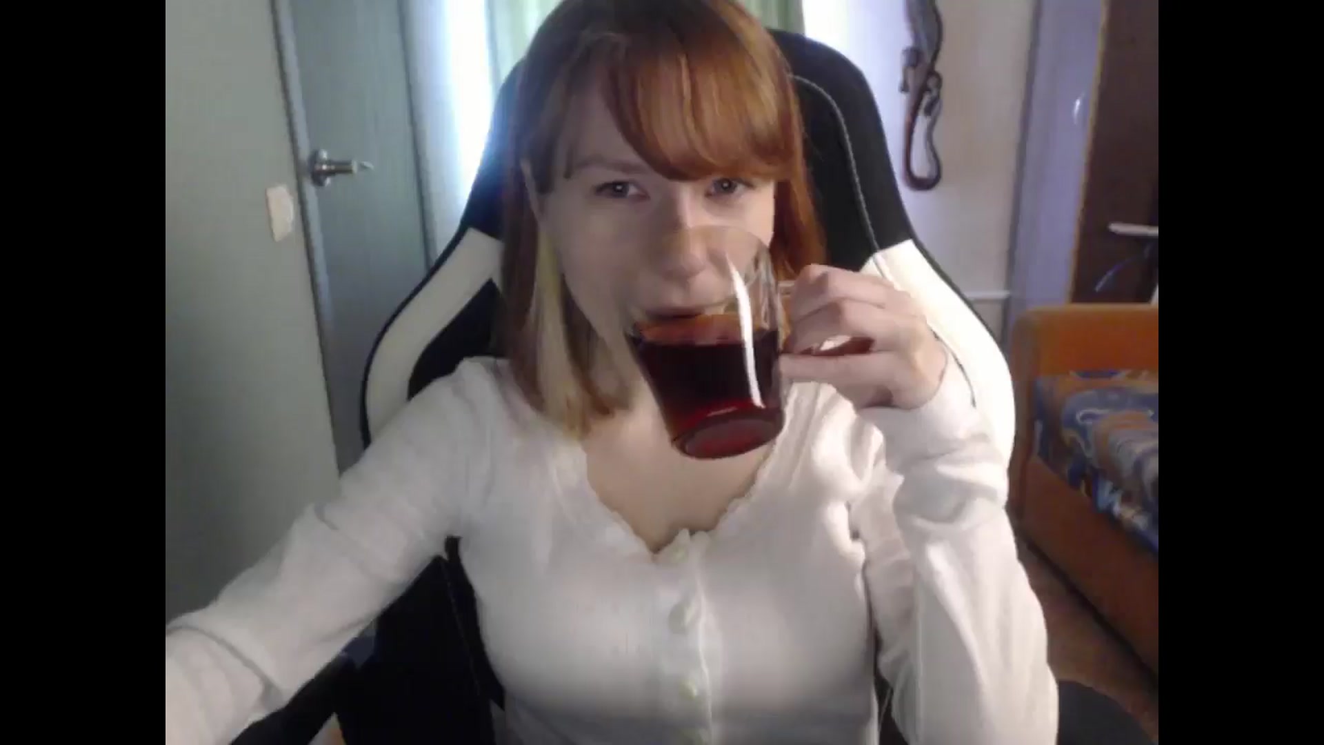 Gallery image thumbnail from NikiFoks18's myfreecams stream on, 03/26/2026, 08:01 image 3 of 20