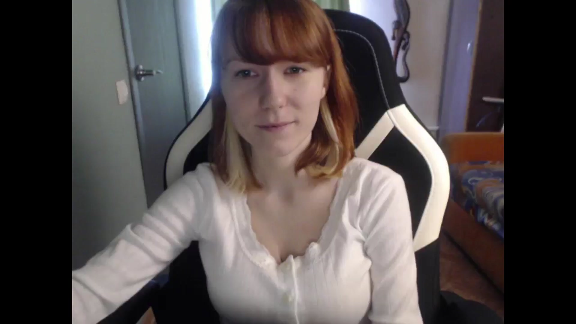Gallery image thumbnail from NikiFoks18's myfreecams stream on, 03/26/2026, 08:01 image 1 of 20