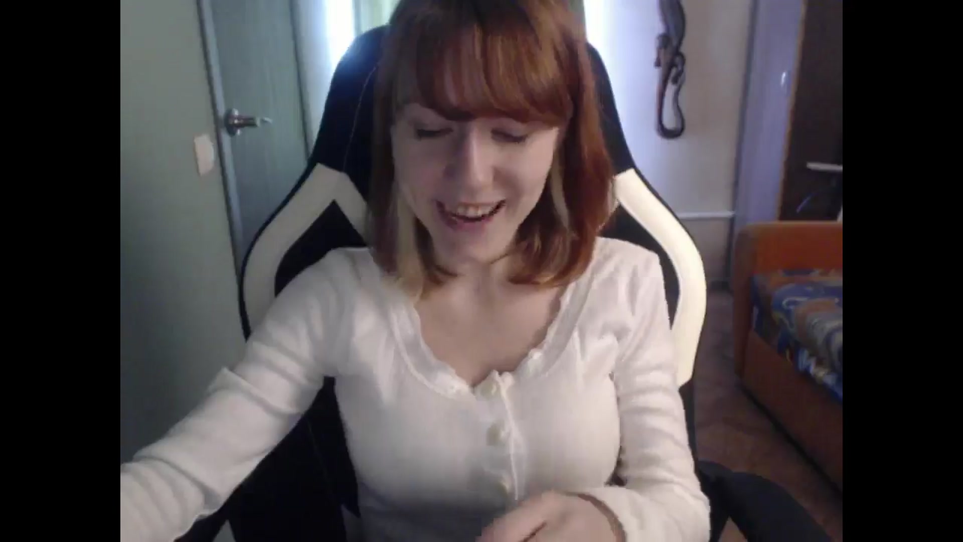 Gallery image thumbnail from NikiFoks18's myfreecams stream on, 03/26/2026, 08:01 image 13 of 20