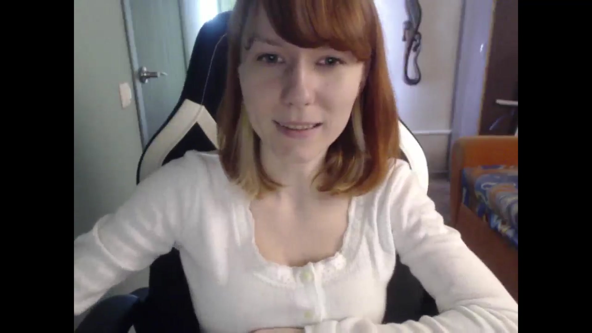 Gallery image thumbnail from NikiFoks18's myfreecams stream on, 03/26/2026, 08:01 image 14 of 20