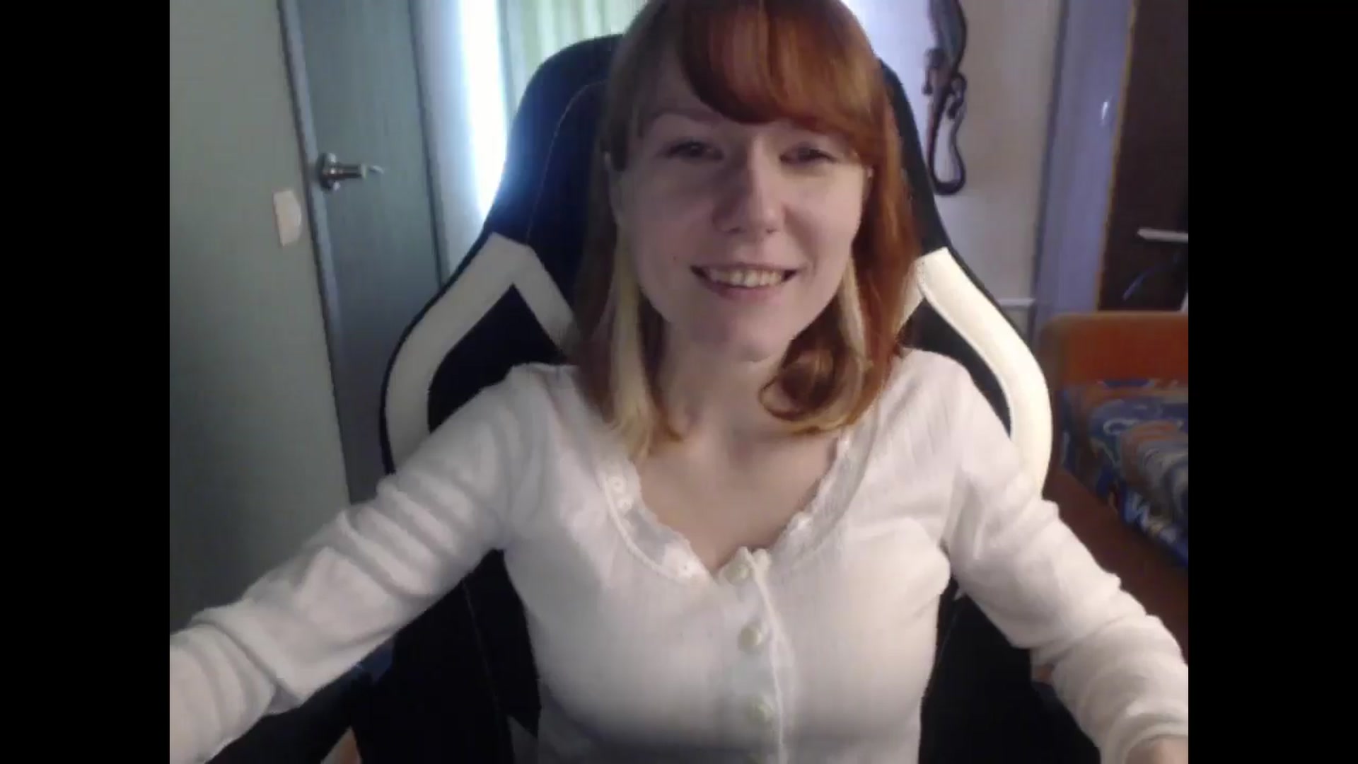 Gallery image thumbnail from NikiFoks18's myfreecams stream on, 03/26/2026, 08:01 image 5 of 20