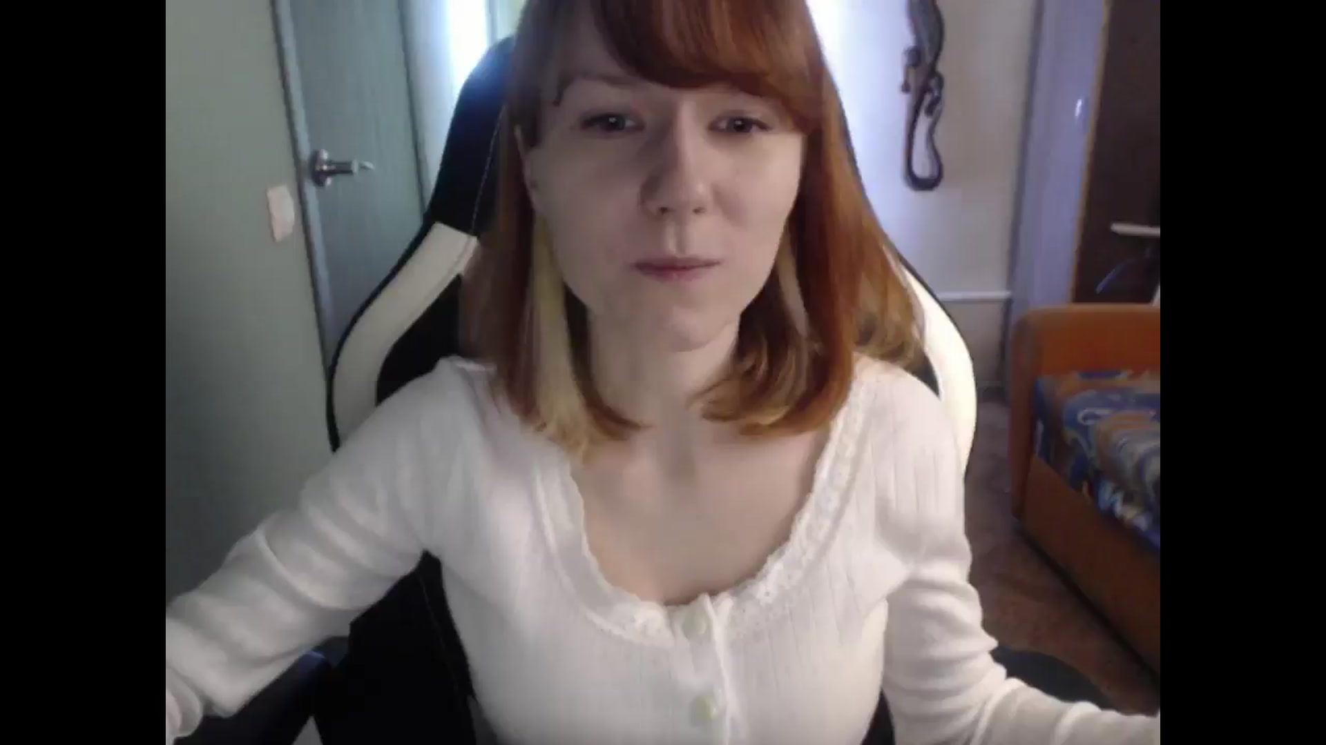 Gallery image thumbnail from NikiFoks18's myfreecams stream on, 03/26/2026, 08:01 image 18 of 20