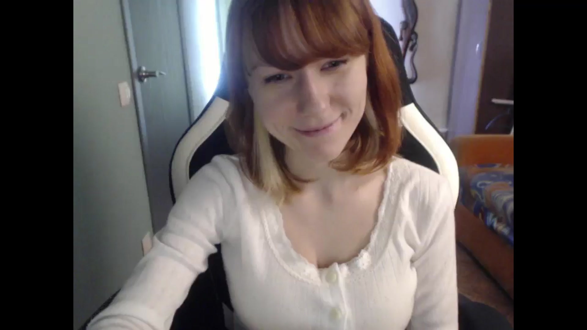 Gallery image thumbnail from NikiFoks18's myfreecams stream on, 03/26/2026, 08:01 image 11 of 20