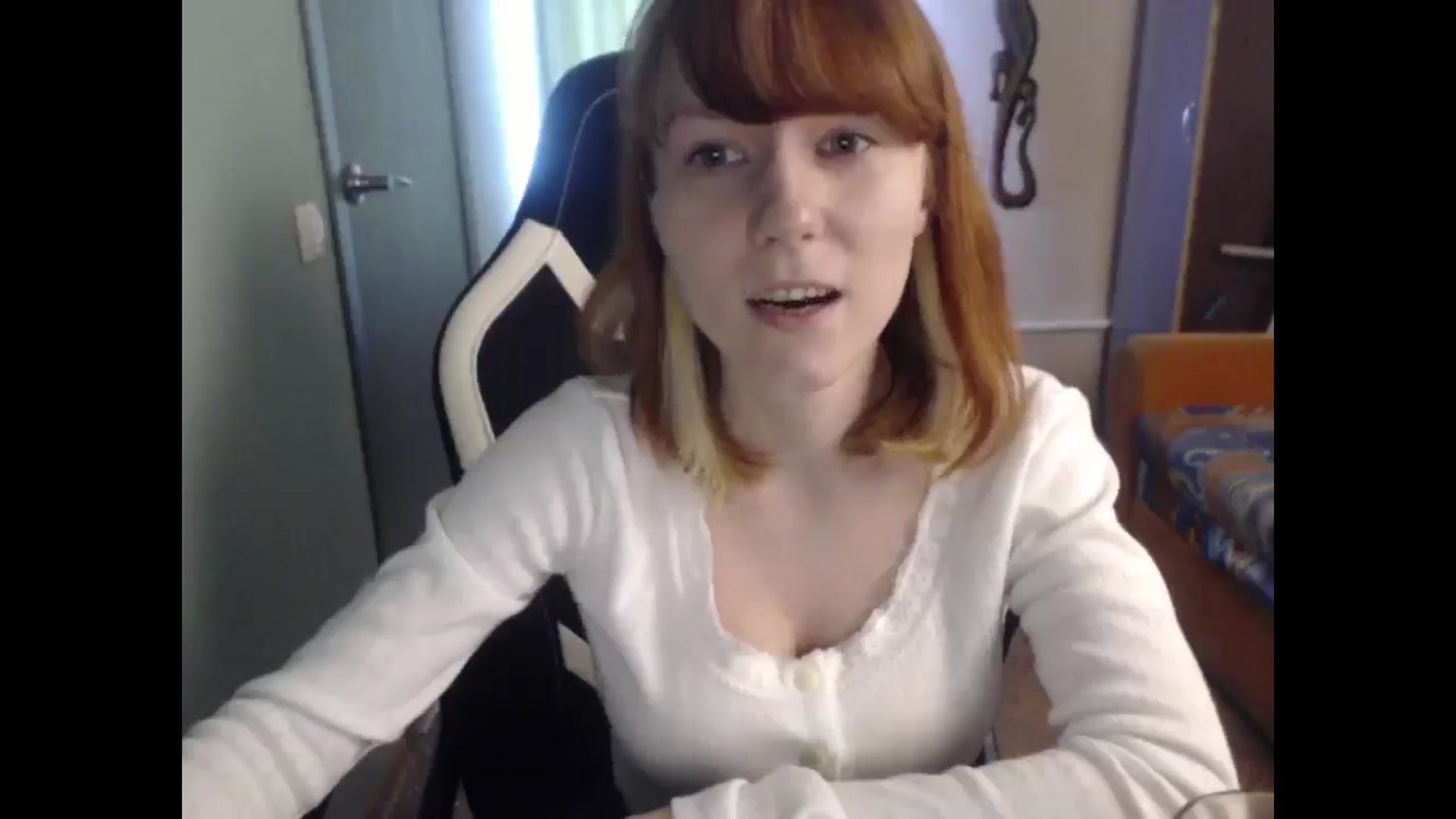 Gallery image thumbnail from NikiFoks18's myfreecams stream on, 03/26/2026, 10:11 image 4 of 20