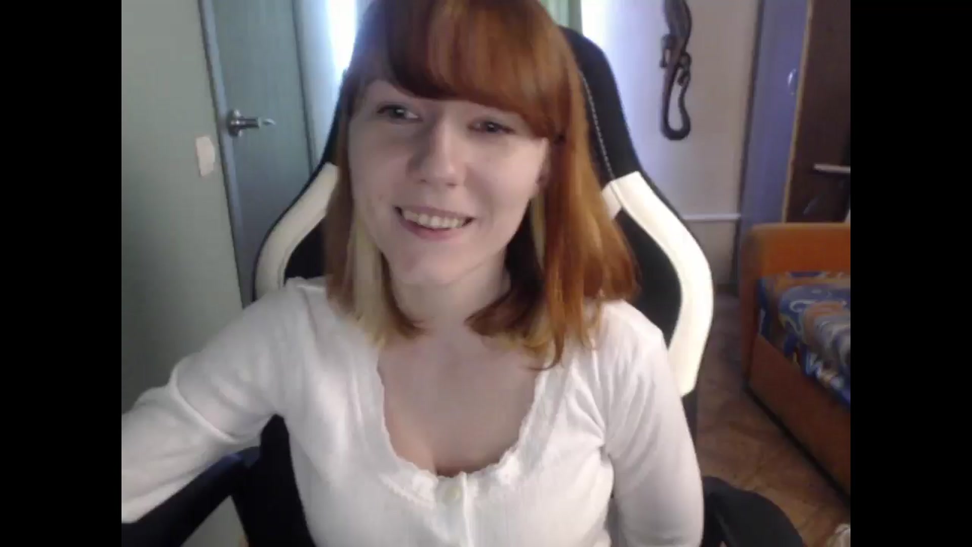 Gallery image thumbnail from NikiFoks18's myfreecams stream on, 03/26/2026, 10:11 image 1 of 20