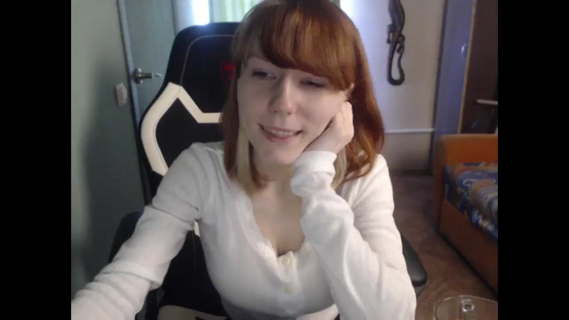 Gallery image thumbnail from NikiFoks18's myfreecams stream on, 03/26/2026, 10:11 image 18 of 20