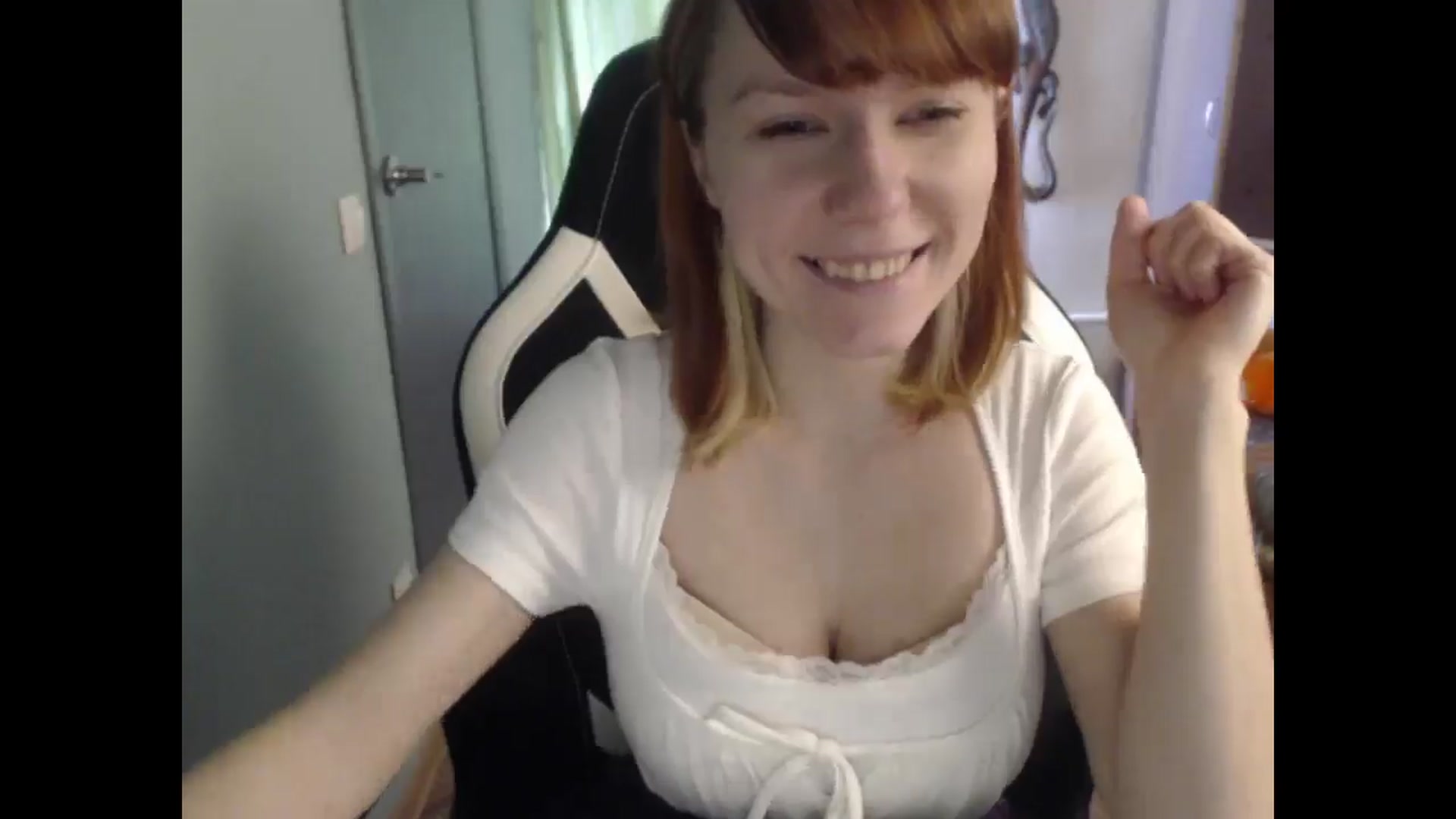 Gallery image thumbnail from NikiFoks18's myfreecams stream on, 03/27/2026, 06:36 image 20 of 20
