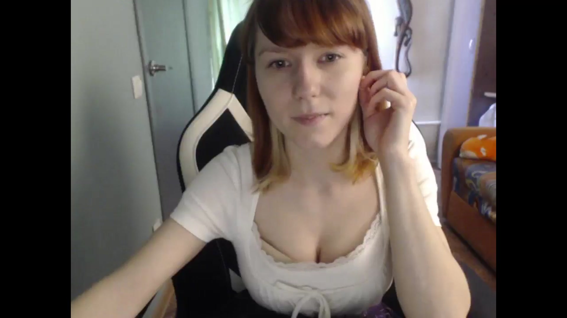 Gallery image thumbnail from NikiFoks18's myfreecams stream on, 03/27/2026, 06:36 image 18 of 20