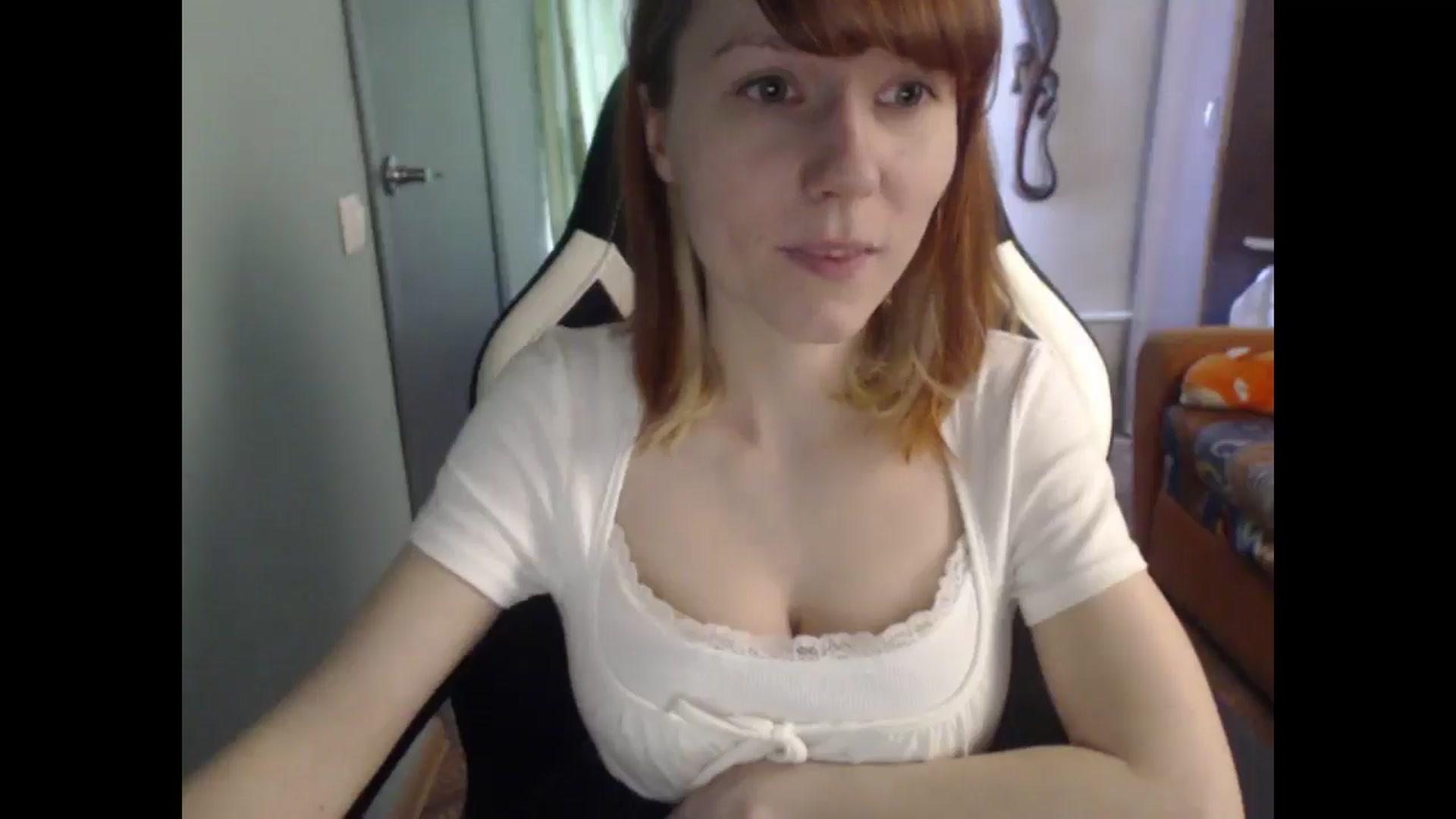 Gallery image thumbnail from NikiFoks18's myfreecams stream on, 03/27/2026, 07:20 image 9 of 20
