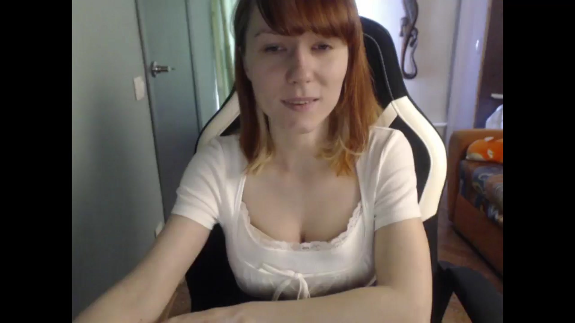 Gallery image thumbnail from NikiFoks18's myfreecams stream on, 03/27/2026, 07:20 image 10 of 20
