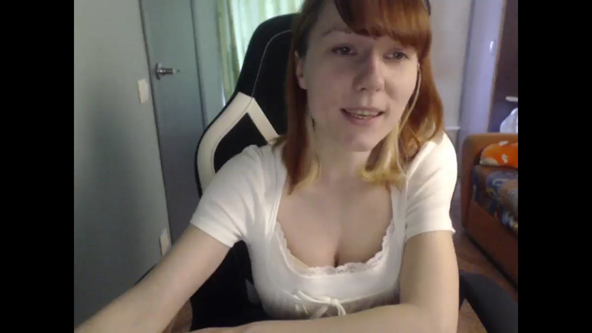 Gallery image thumbnail from NikiFoks18's myfreecams stream on, 03/27/2026, 07:20 image 19 of 20