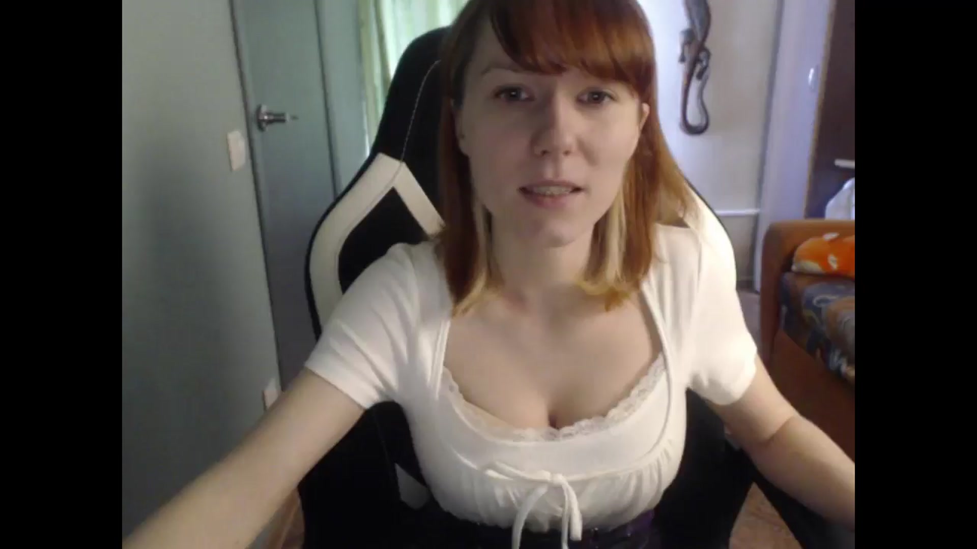 Gallery image thumbnail from NikiFoks18's myfreecams stream on, 03/27/2026, 07:20 image 2 of 20
