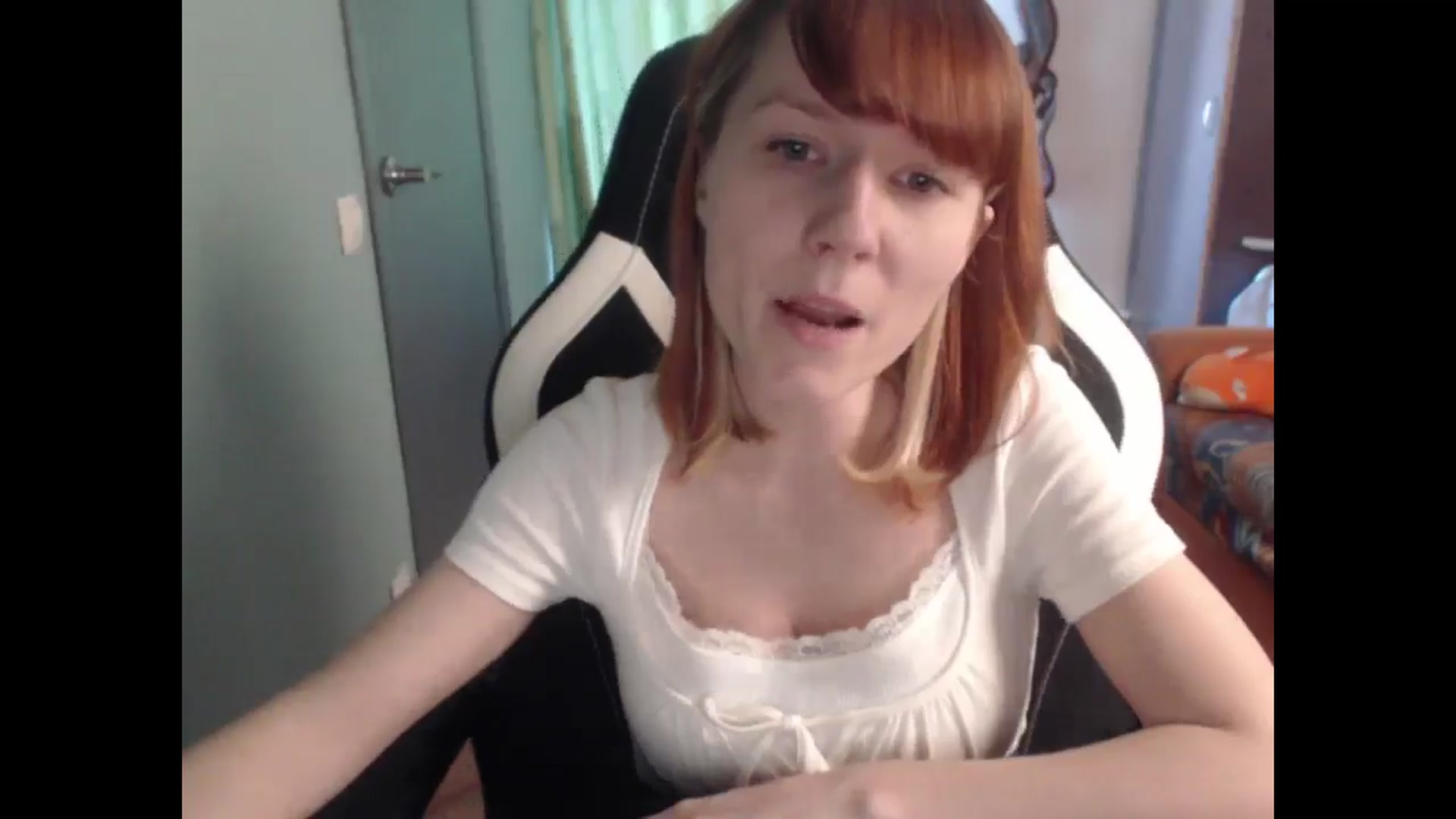 Gallery image thumbnail from NikiFoks18's myfreecams stream on, 03/27/2026, 08:27 image 2 of 20
